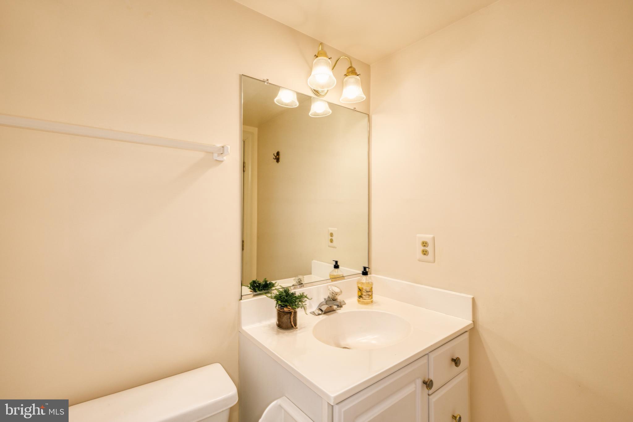 CROSSPOINTE - Residential