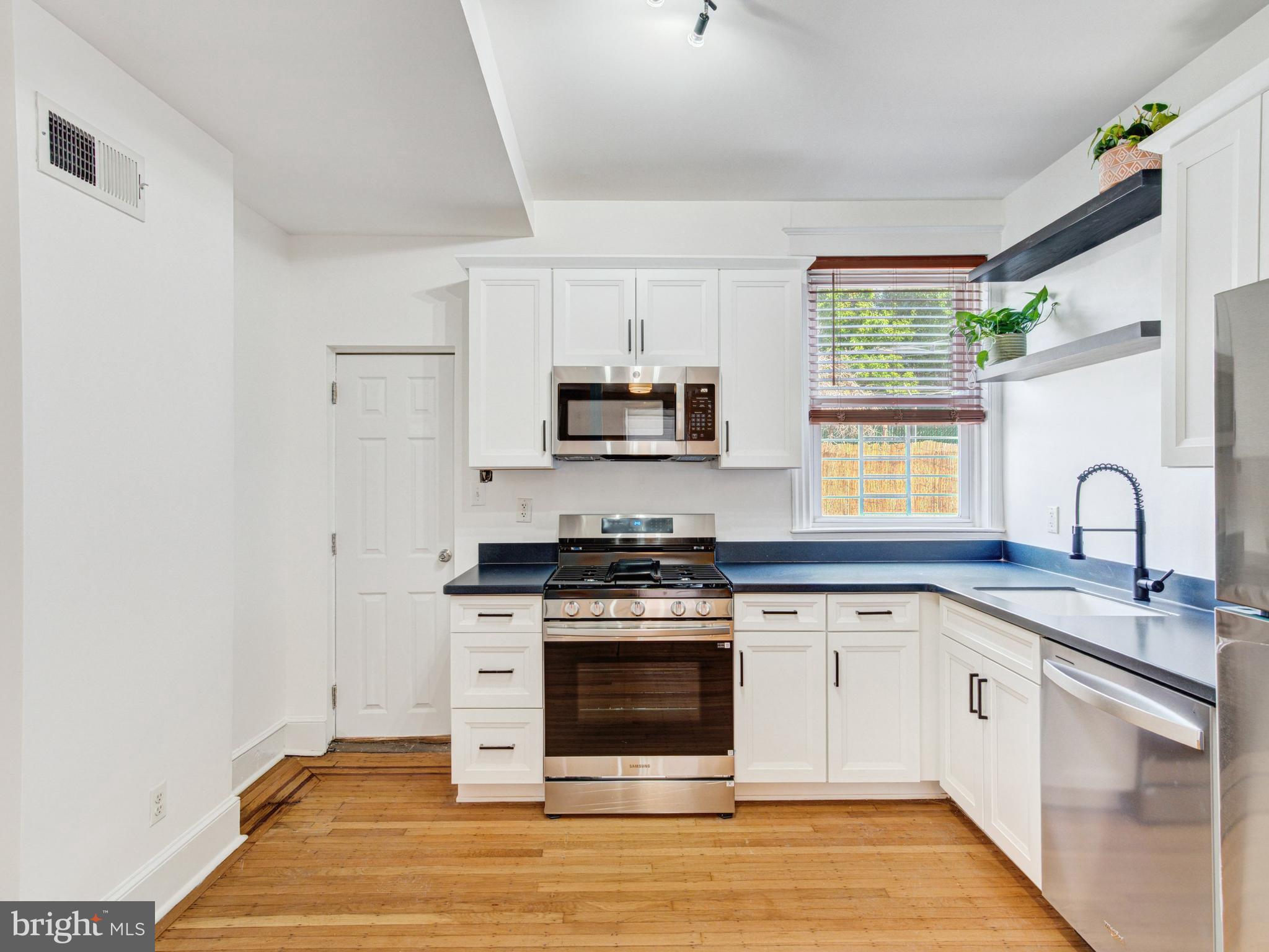 FISHTOWN - Residential Lease