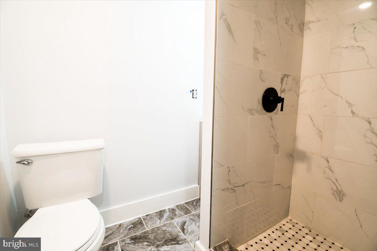 ROCKBURN COMMONS II - Residential