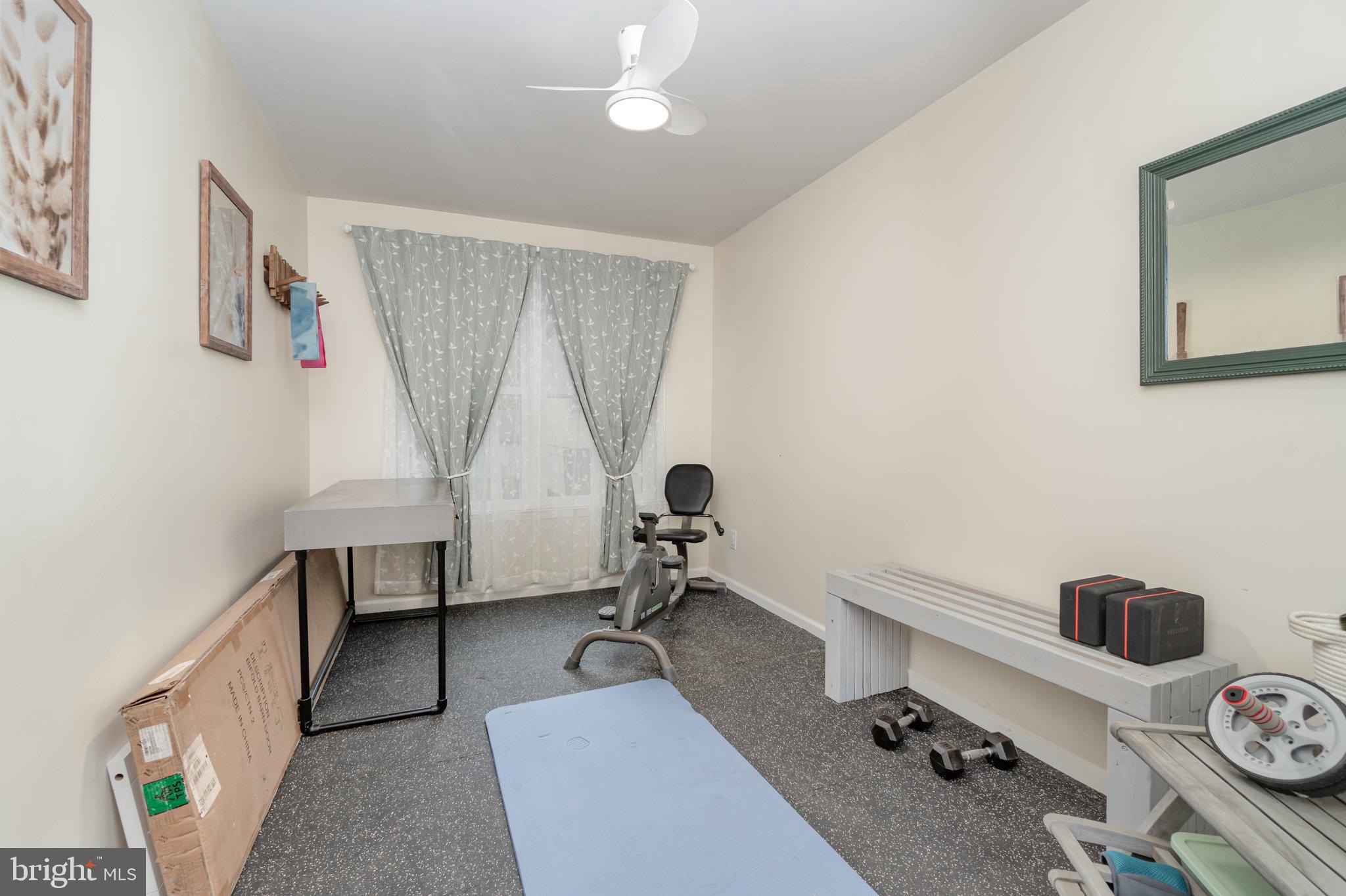 PALM CITY PARK - Residential