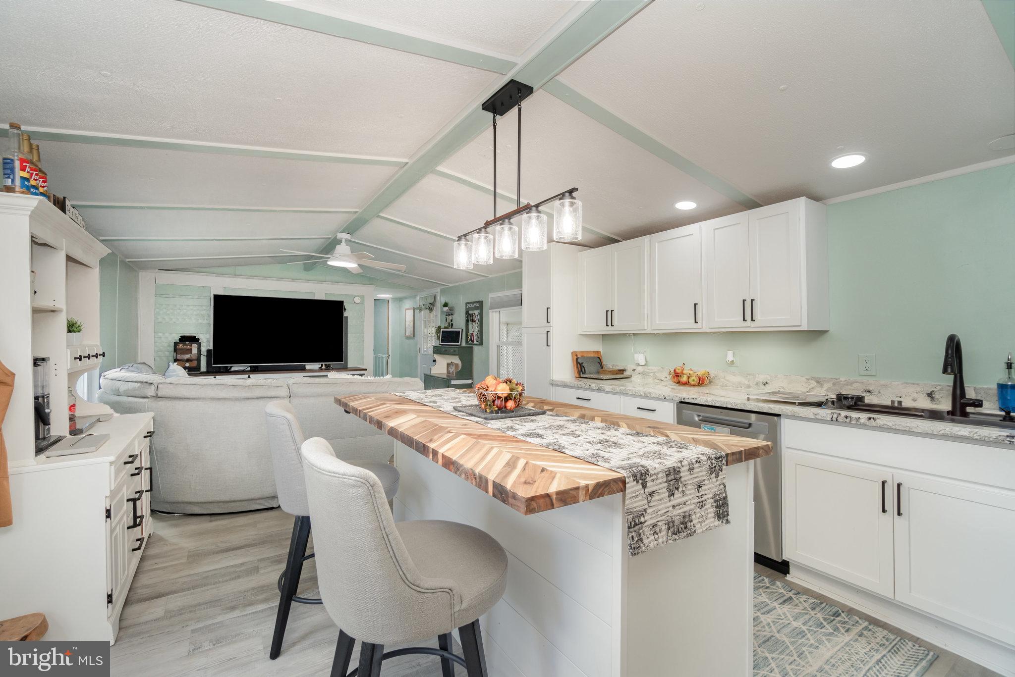 PALM CITY PARK - Residential