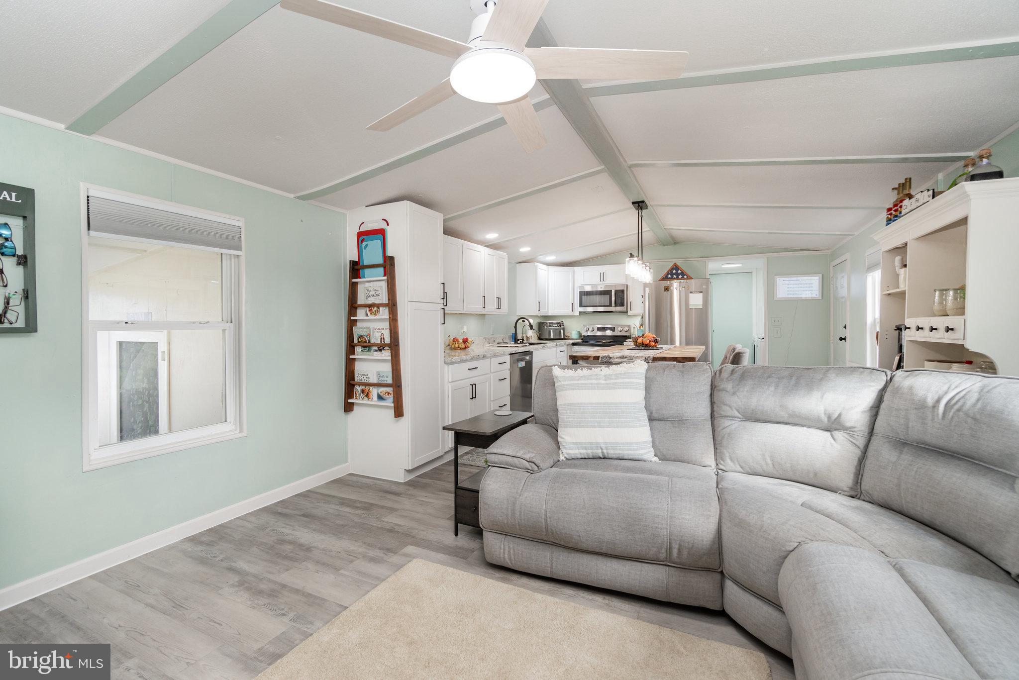 PALM CITY PARK - Residential