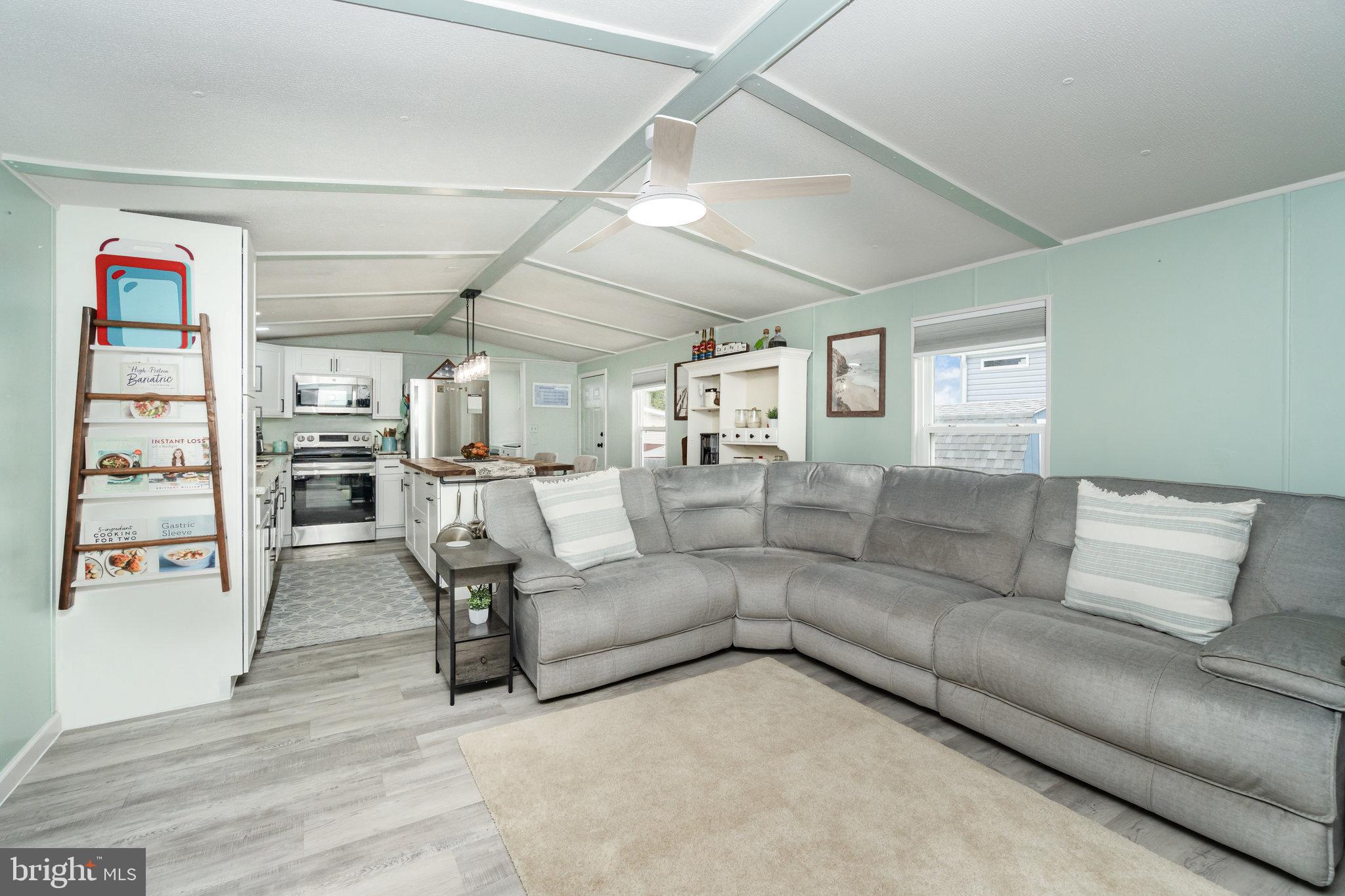 PALM CITY PARK - Residential