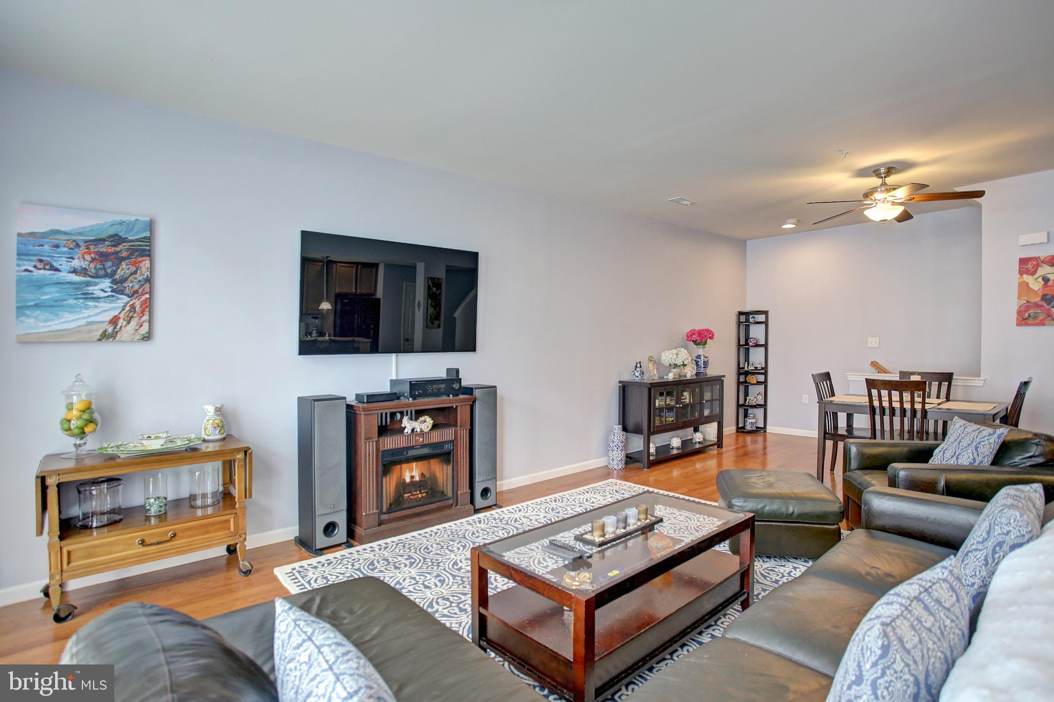 TOWNS AT MERIDIAN - Residential Lease