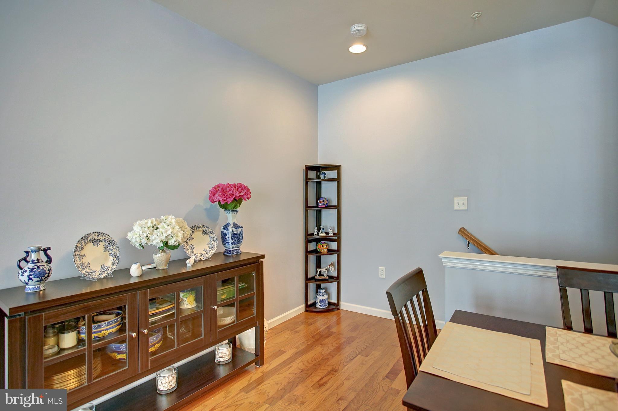 TOWNS AT MERIDIAN - Residential Lease