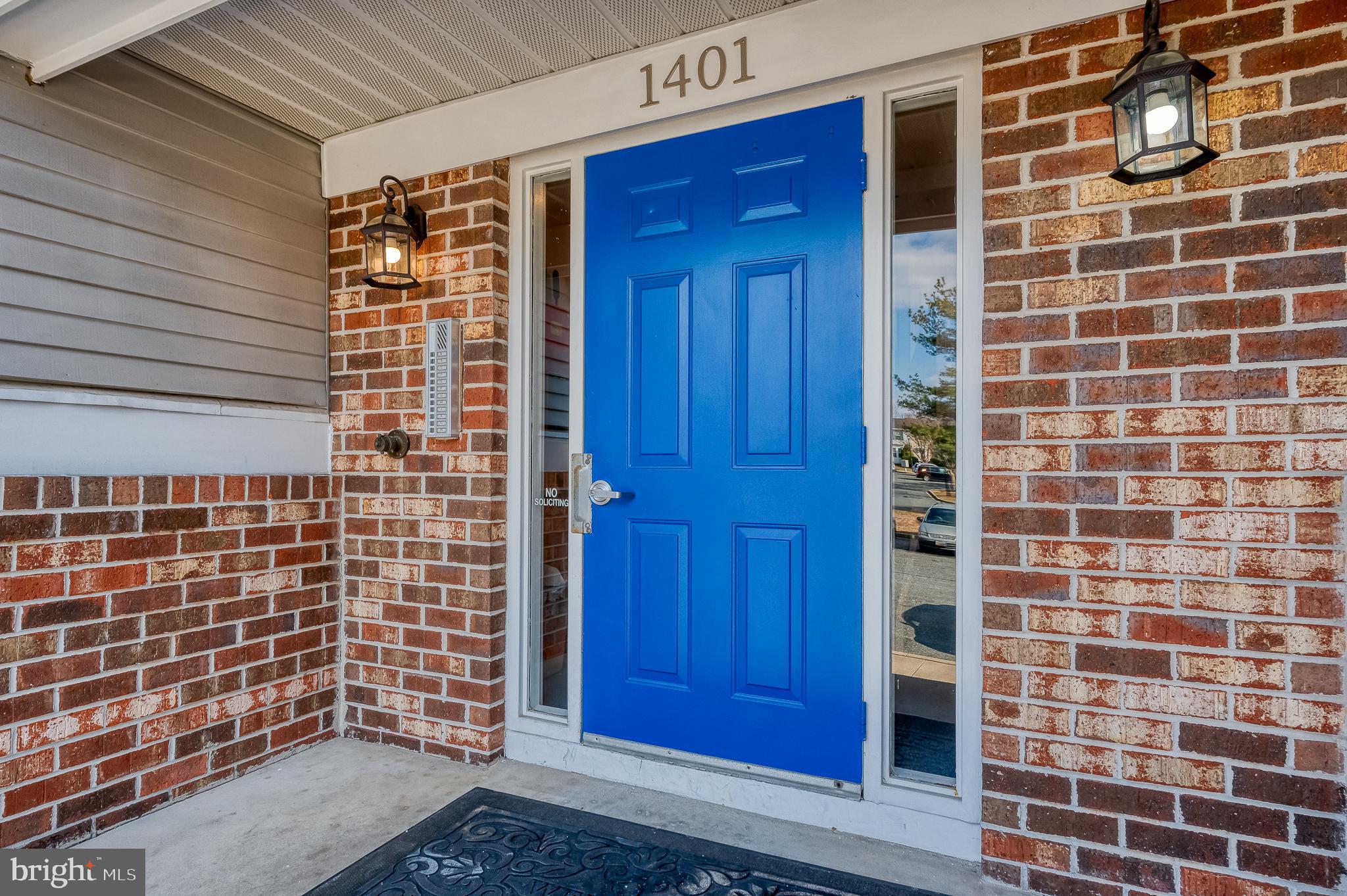 RIVERSIDE - Residential Lease