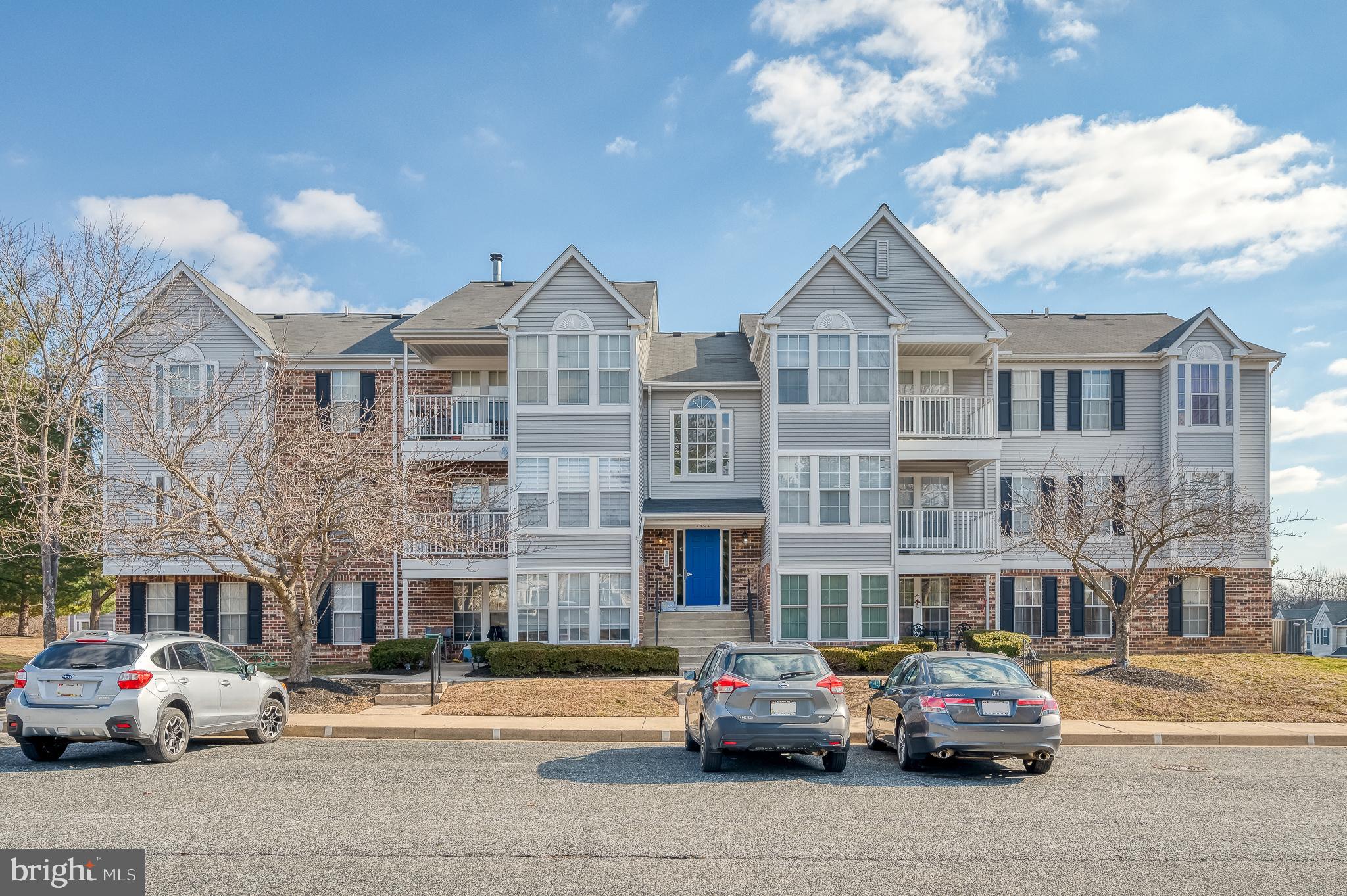 RIVERSIDE - Residential Lease