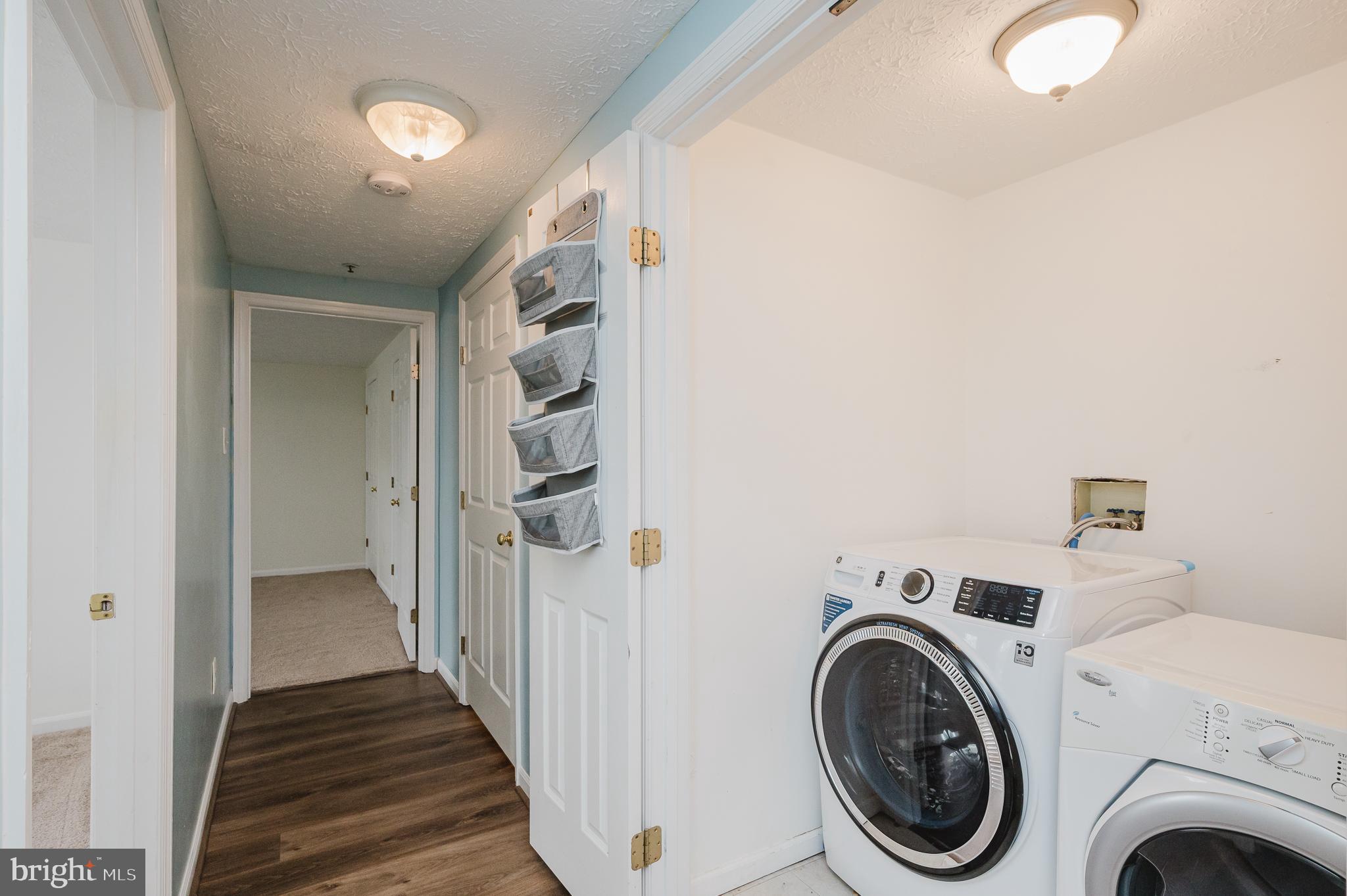 RIVERSIDE - Residential Lease