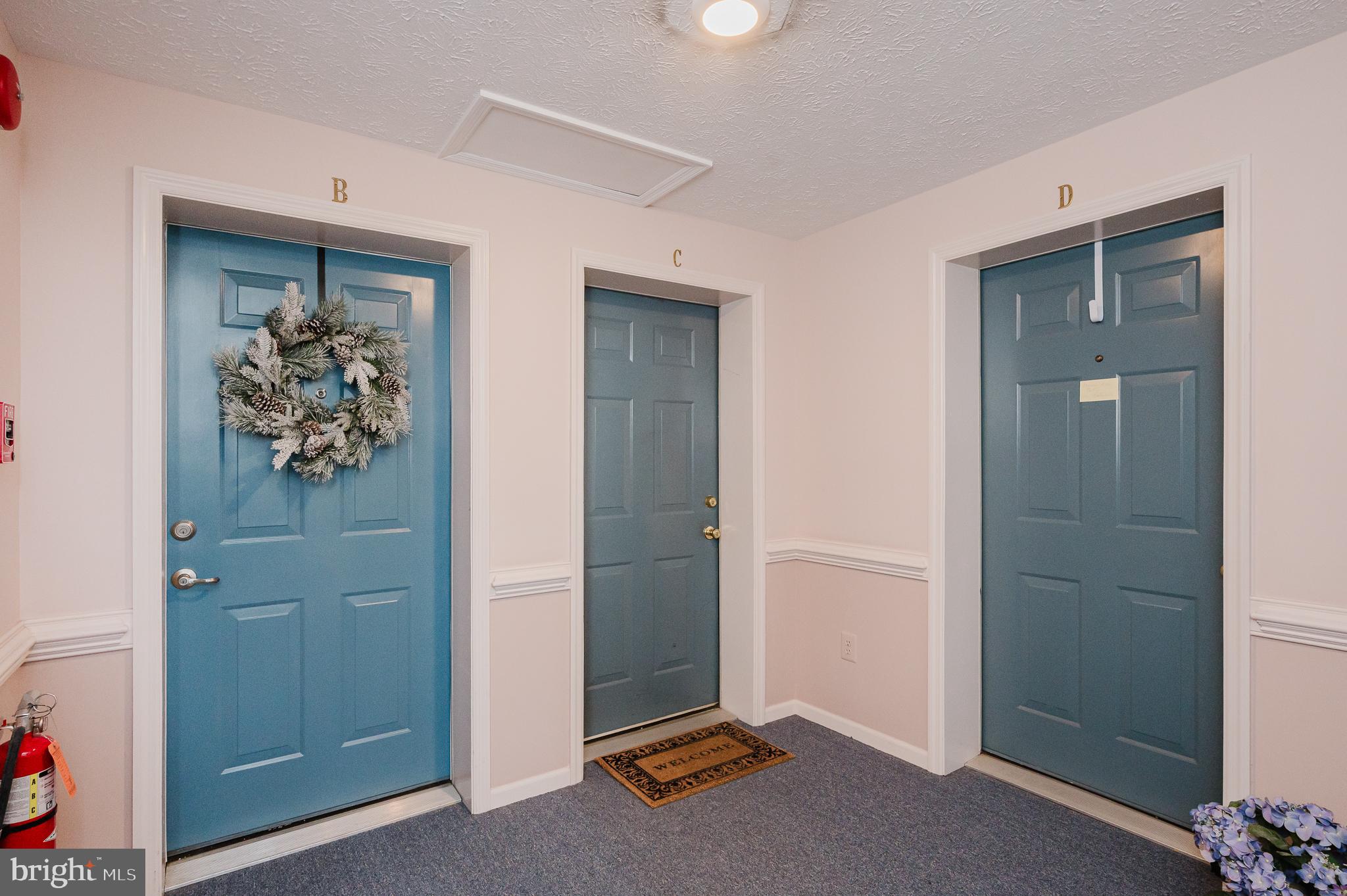 RIVERSIDE - Residential Lease