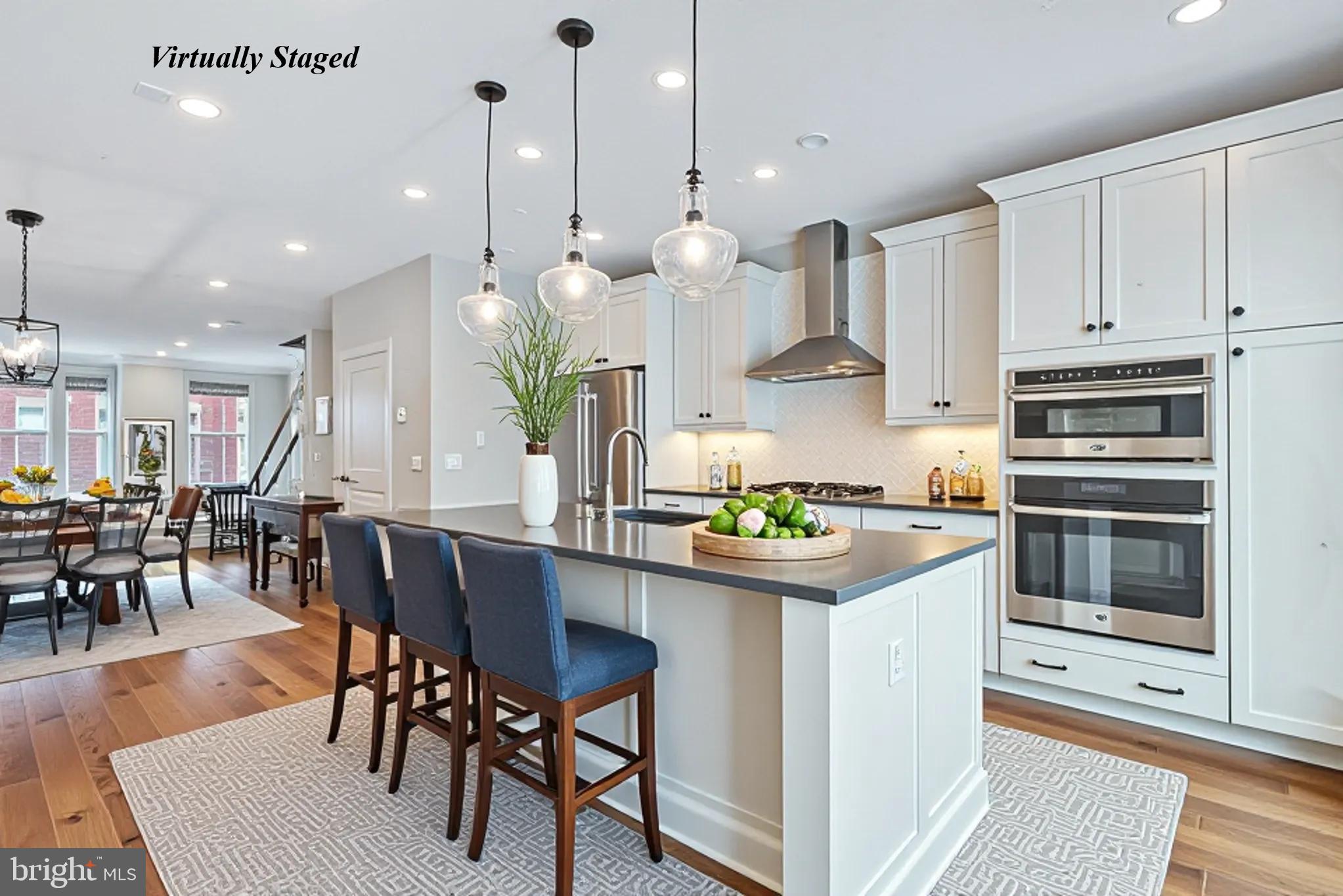 THE TOWNES AT GROSVENOR PLACE - Residential