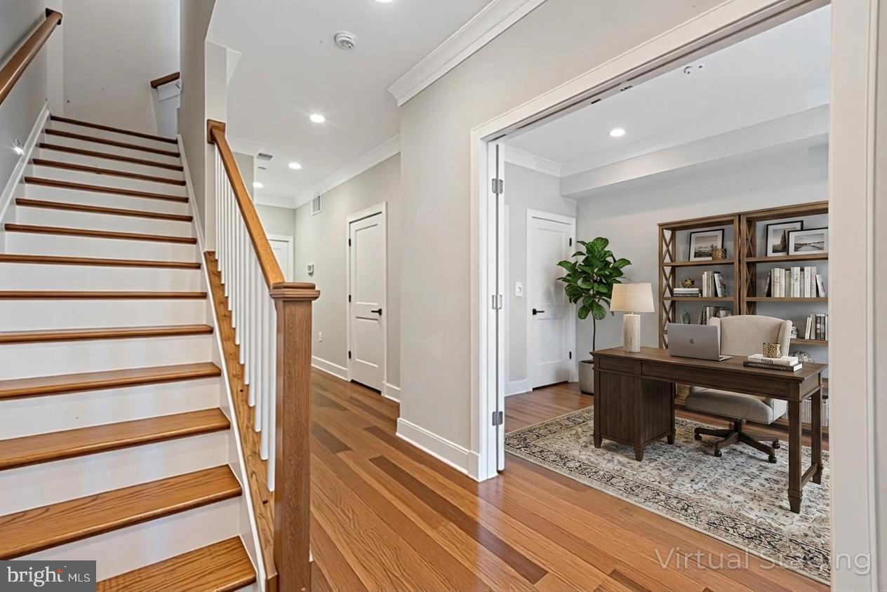 THE TOWNES AT GROSVENOR PLACE - Residential