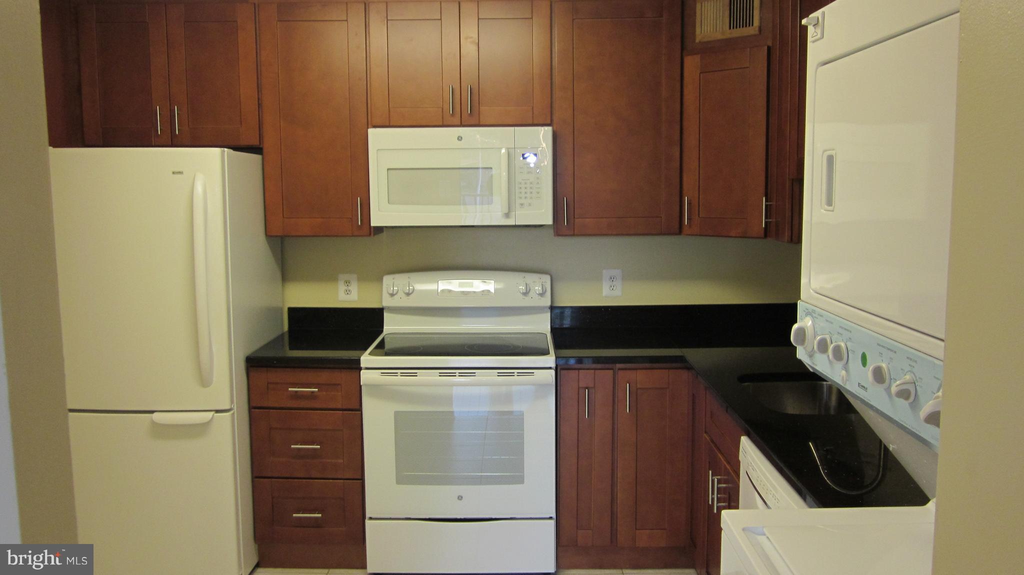 MCLEAN HOUSE - Residential Lease