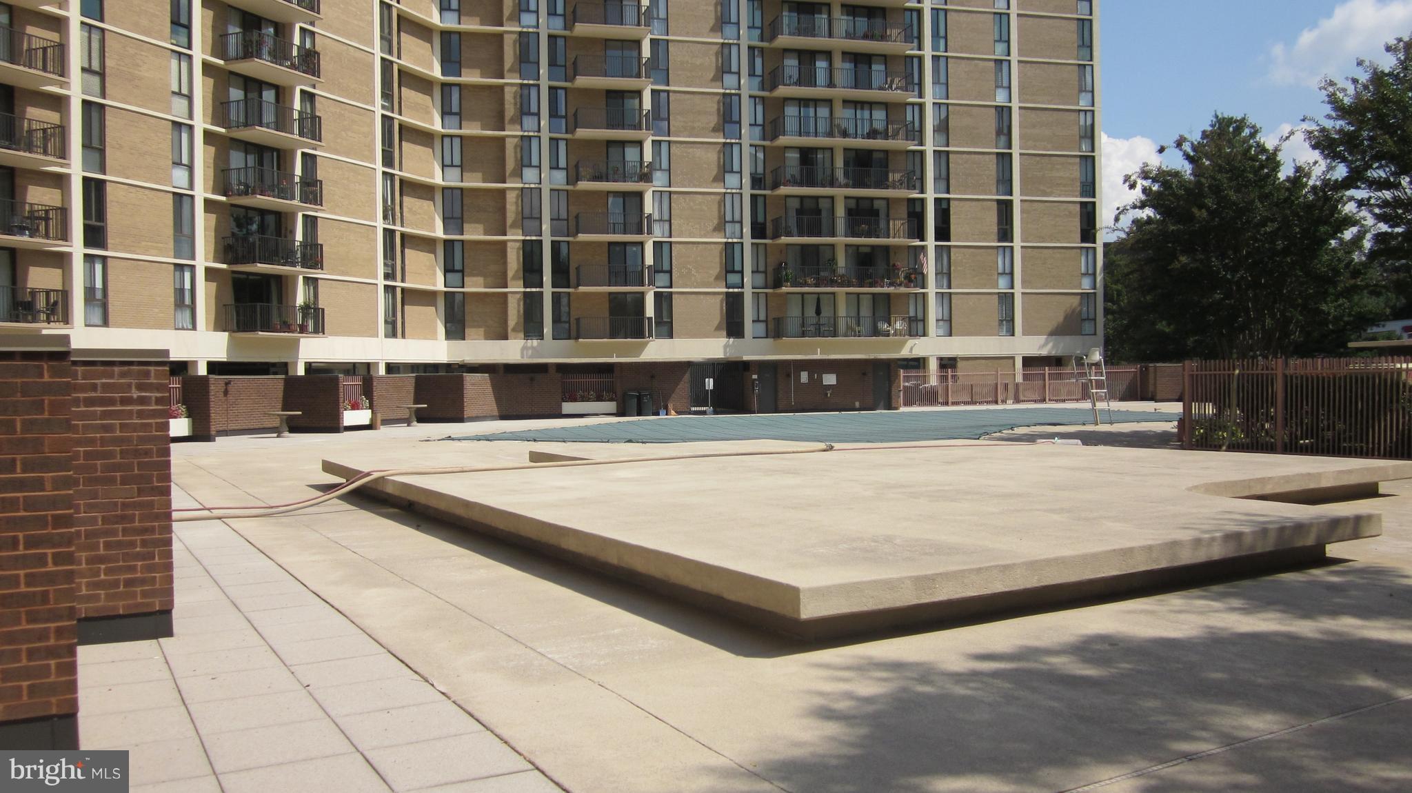 MCLEAN HOUSE - Residential Lease