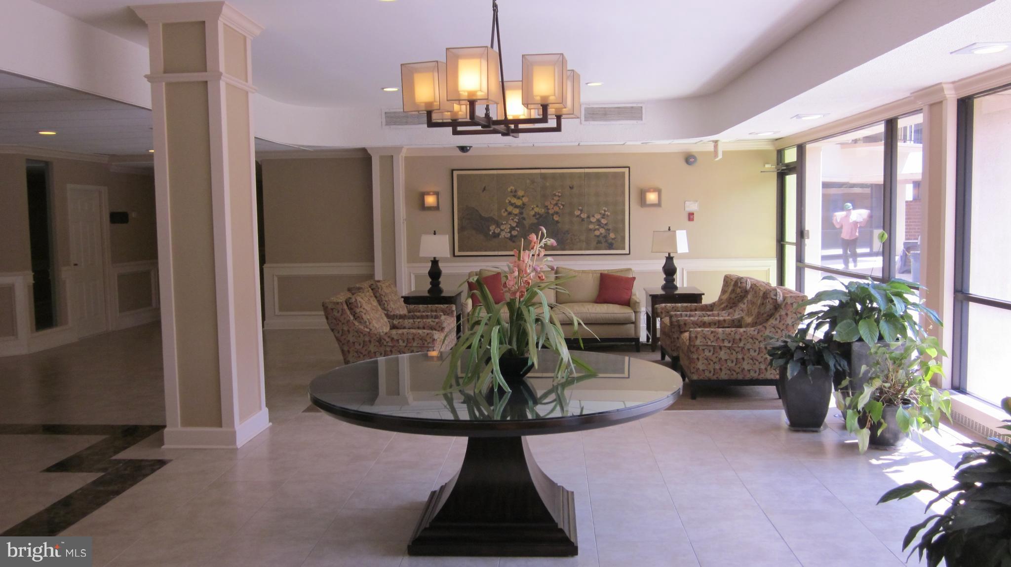 MCLEAN HOUSE - Residential Lease