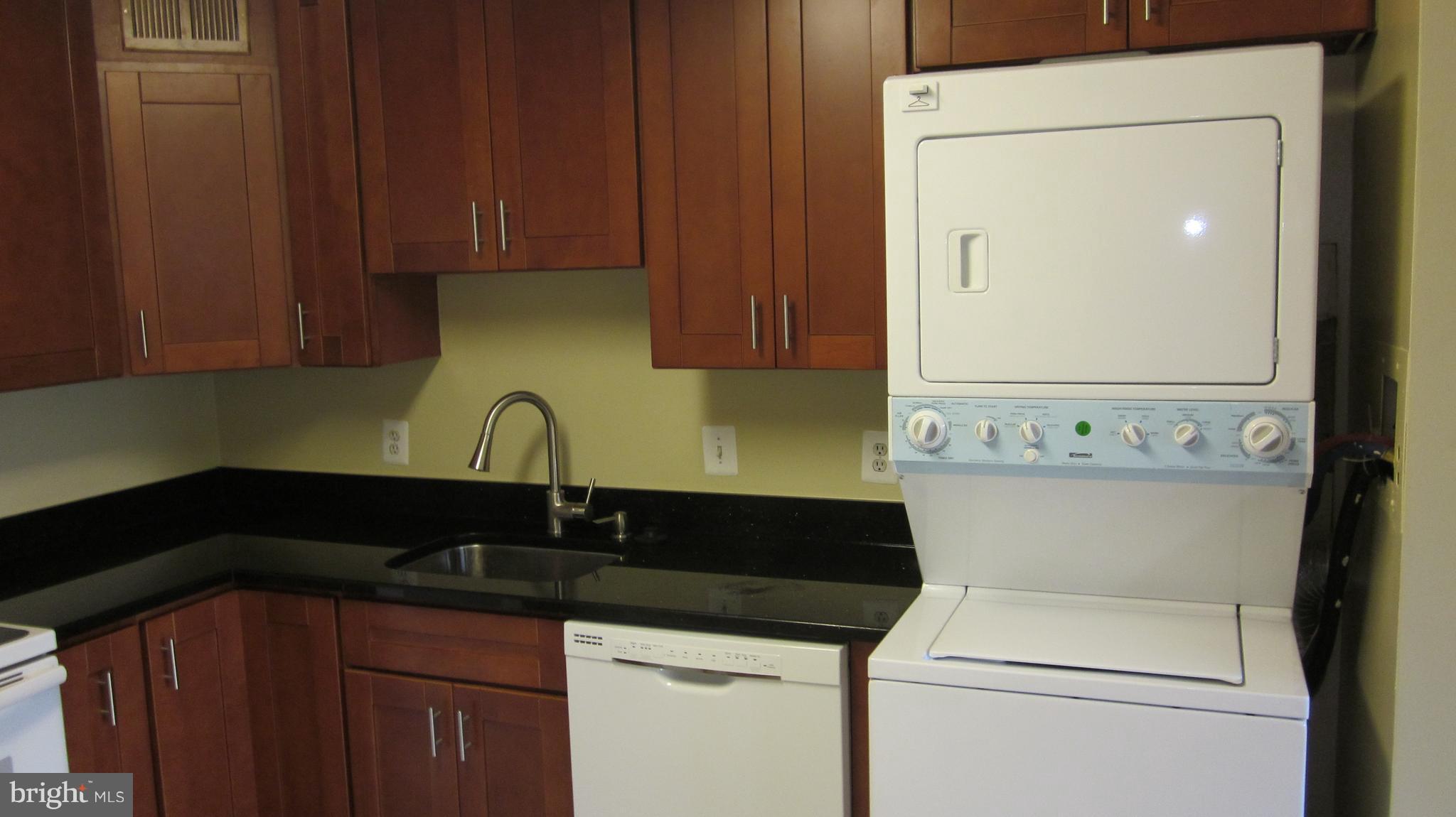 MCLEAN HOUSE - Residential Lease