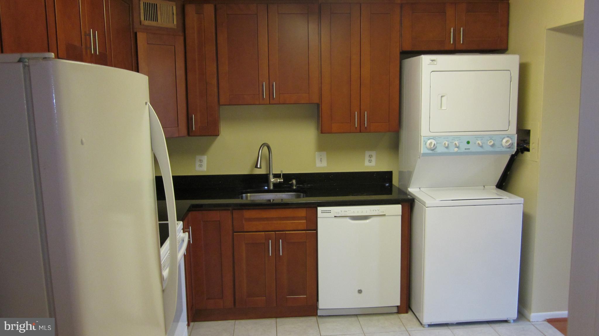 MCLEAN HOUSE - Residential Lease