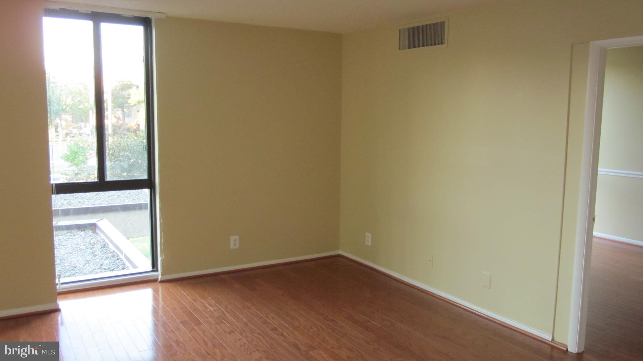 MCLEAN HOUSE - Residential Lease