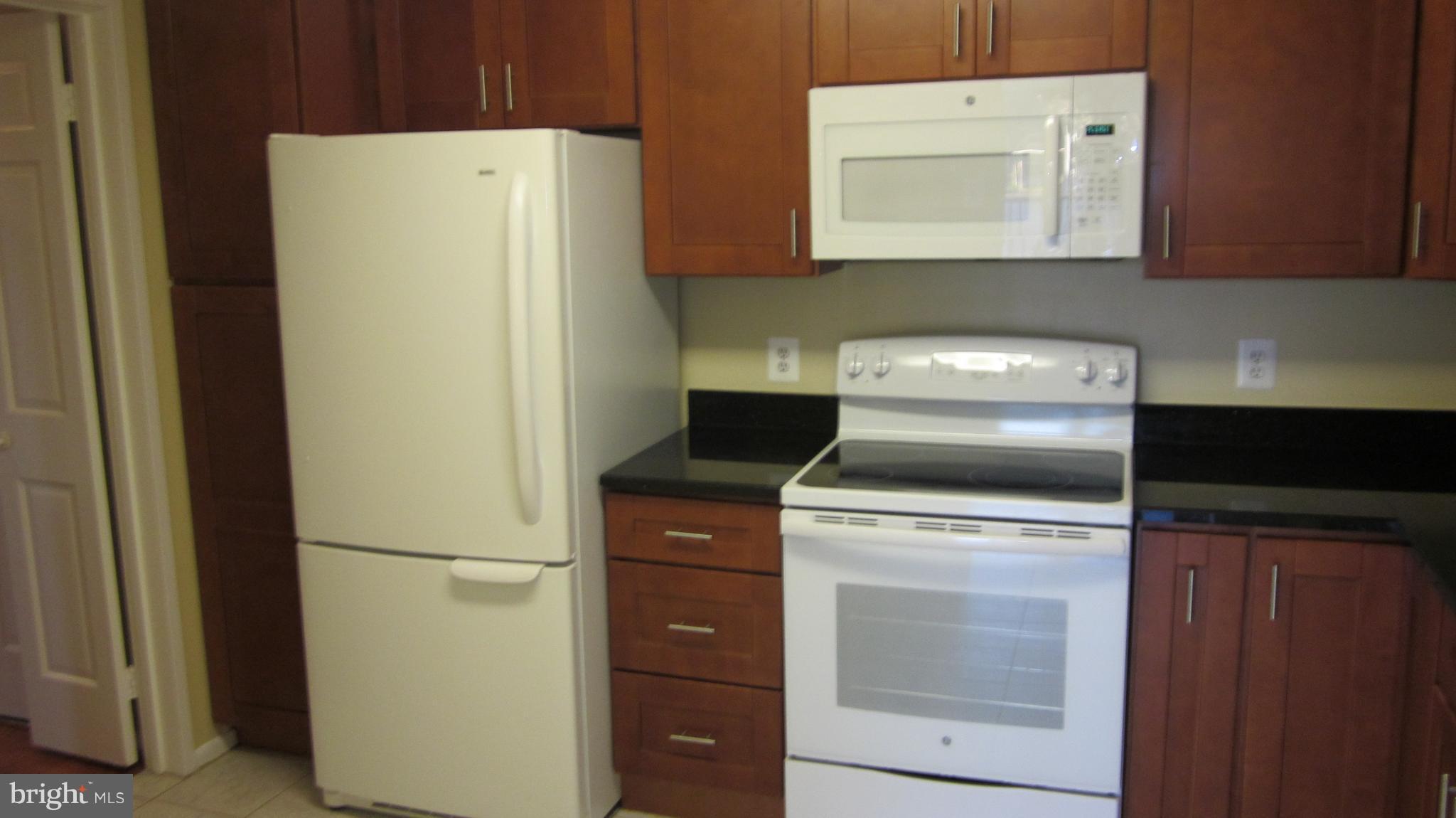 MCLEAN HOUSE - Residential Lease