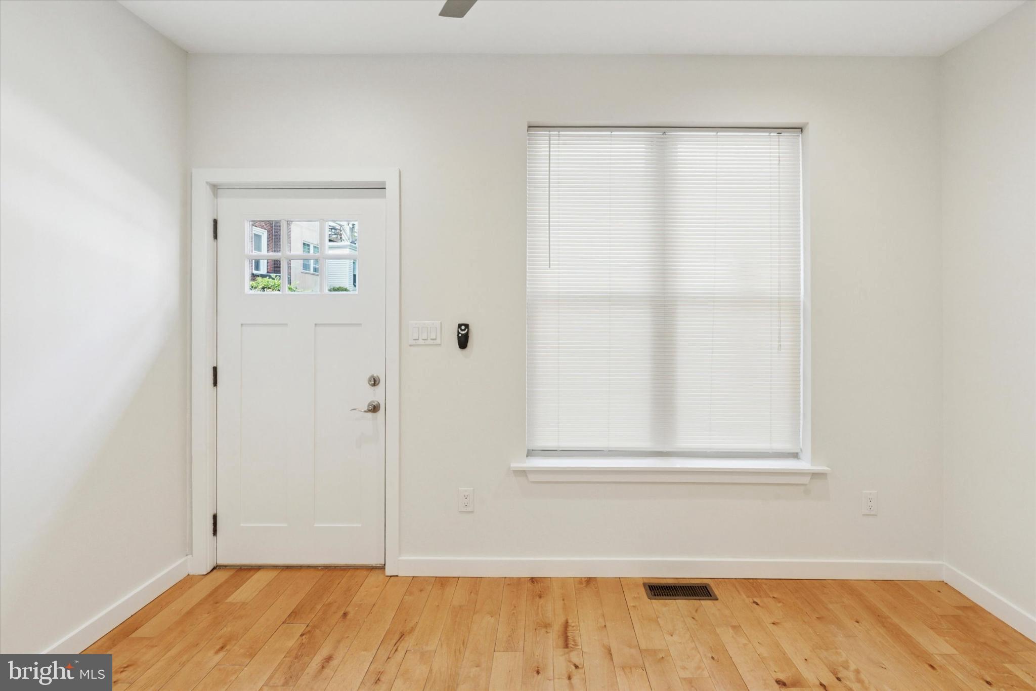 MANTUA - Residential