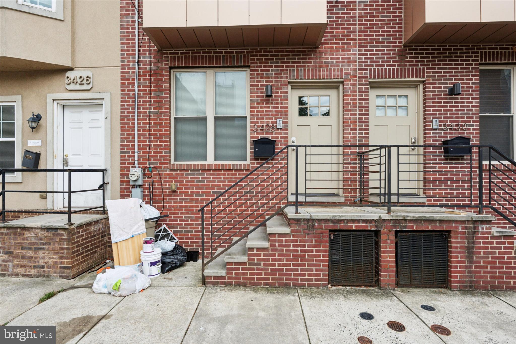 MANTUA - Residential