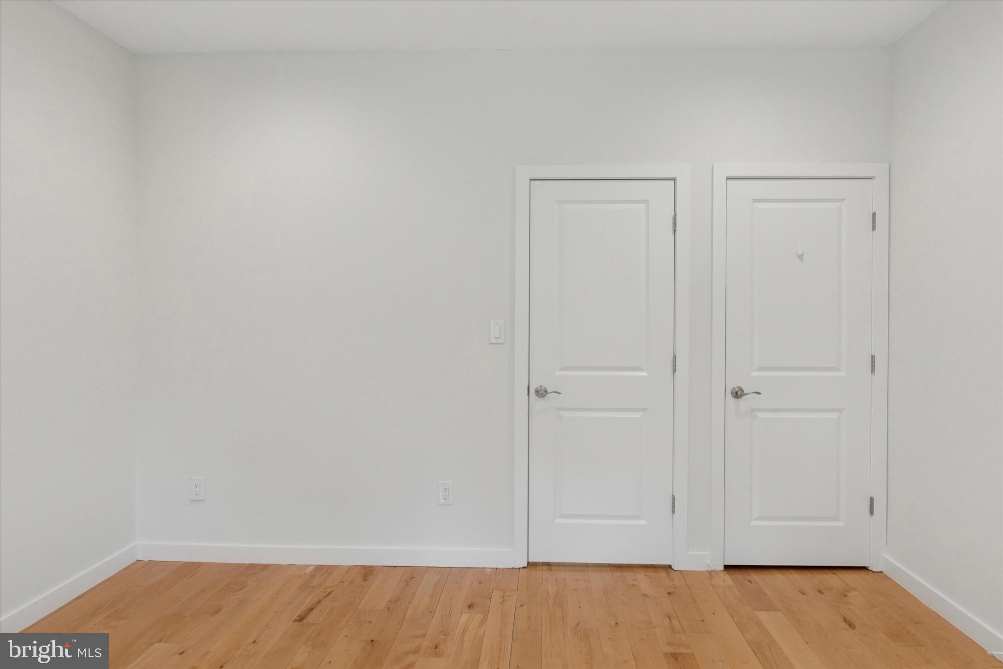 MANTUA - Residential