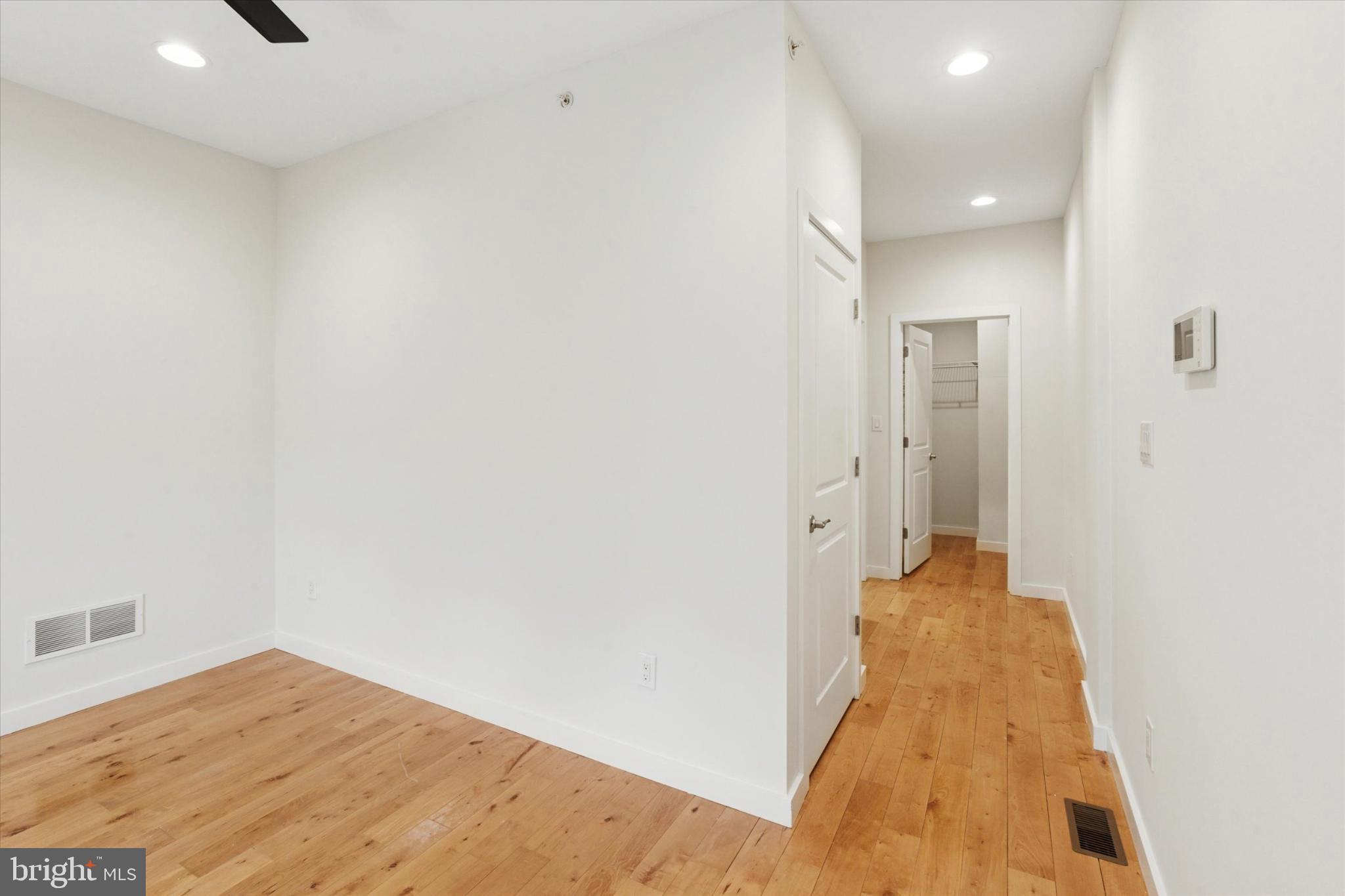 MANTUA - Residential