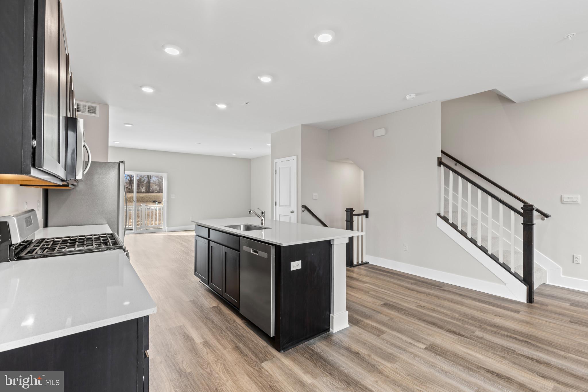 MAGNOLIA LANDING - Residential