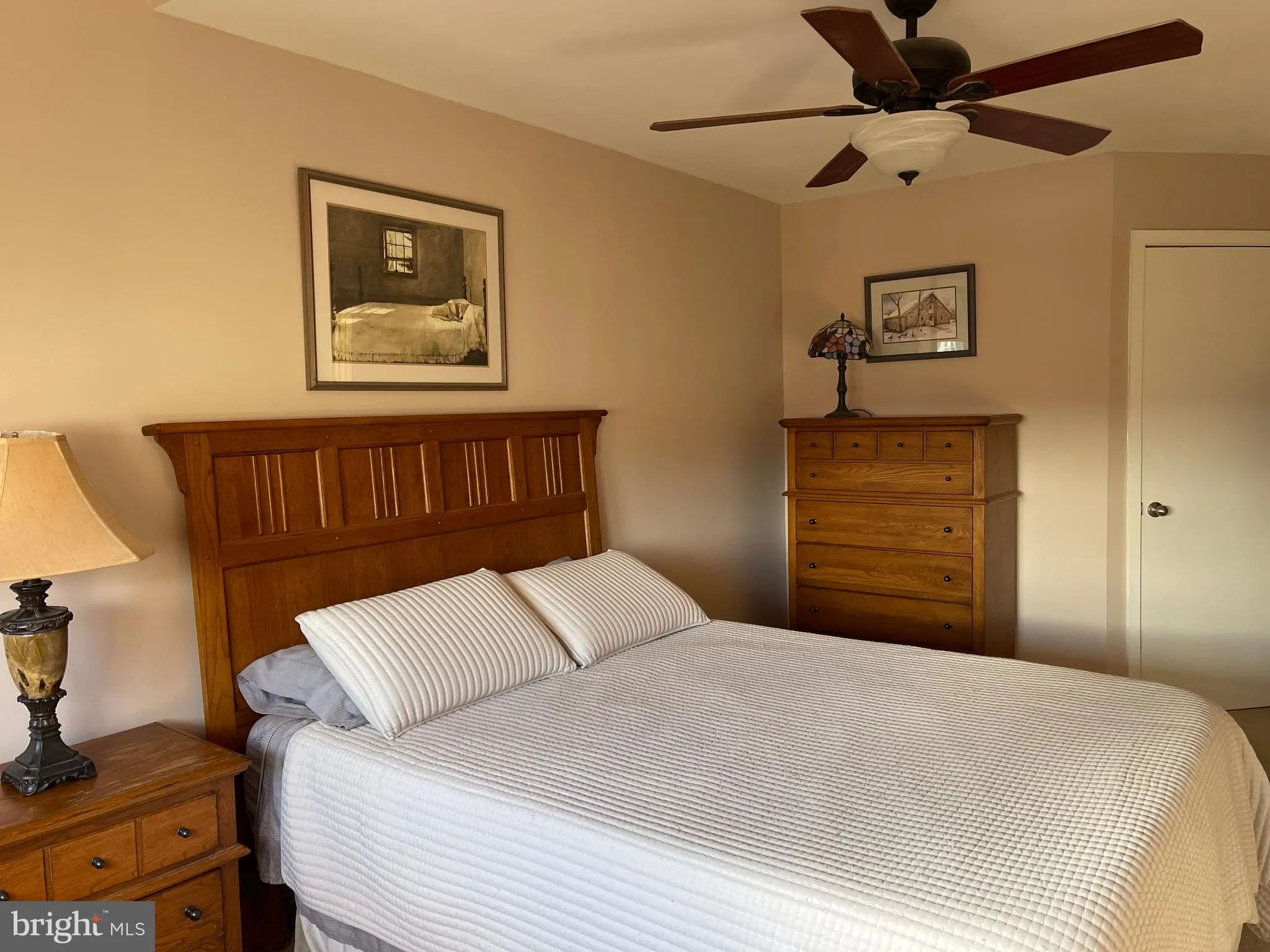 Chester Springs, Pennsylvania 19425, United States, 2 Bedrooms Bedrooms, ,2 BathroomsBathrooms,Residential,Pending,23691