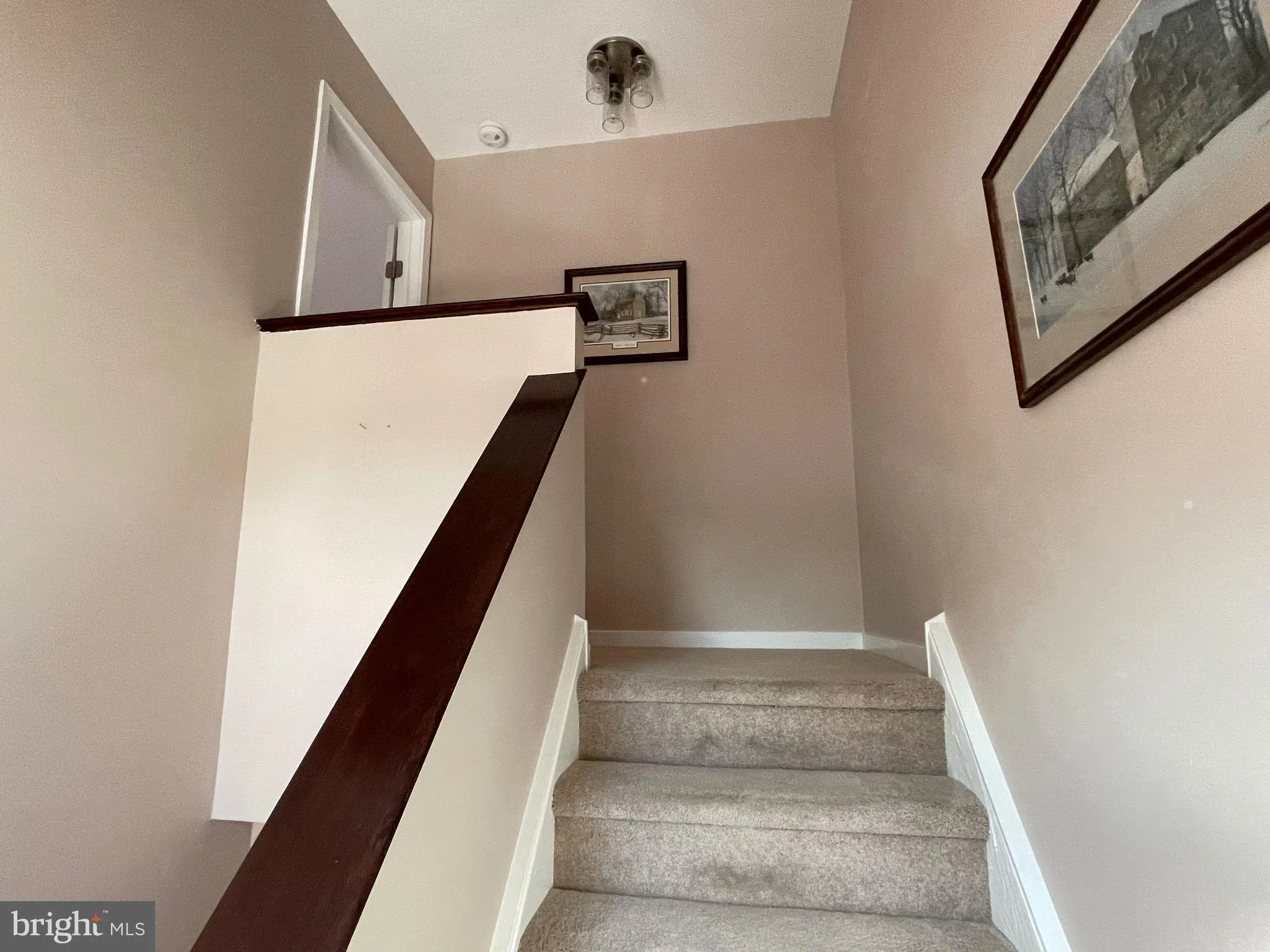 Chester Springs, Pennsylvania 19425, United States, 2 Bedrooms Bedrooms, ,2 BathroomsBathrooms,Residential,Pending,23691