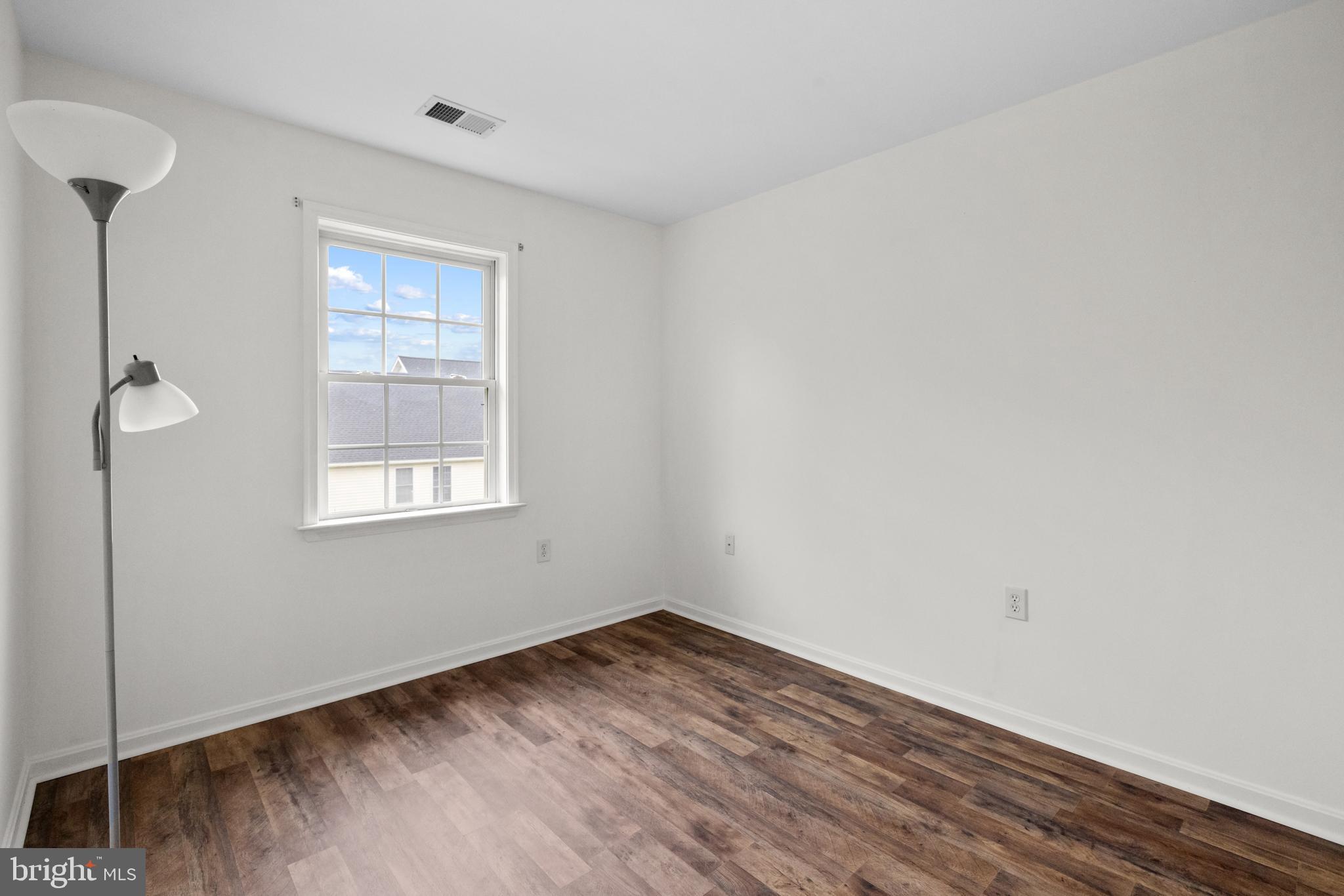 HAMMONDS MILL - Residential