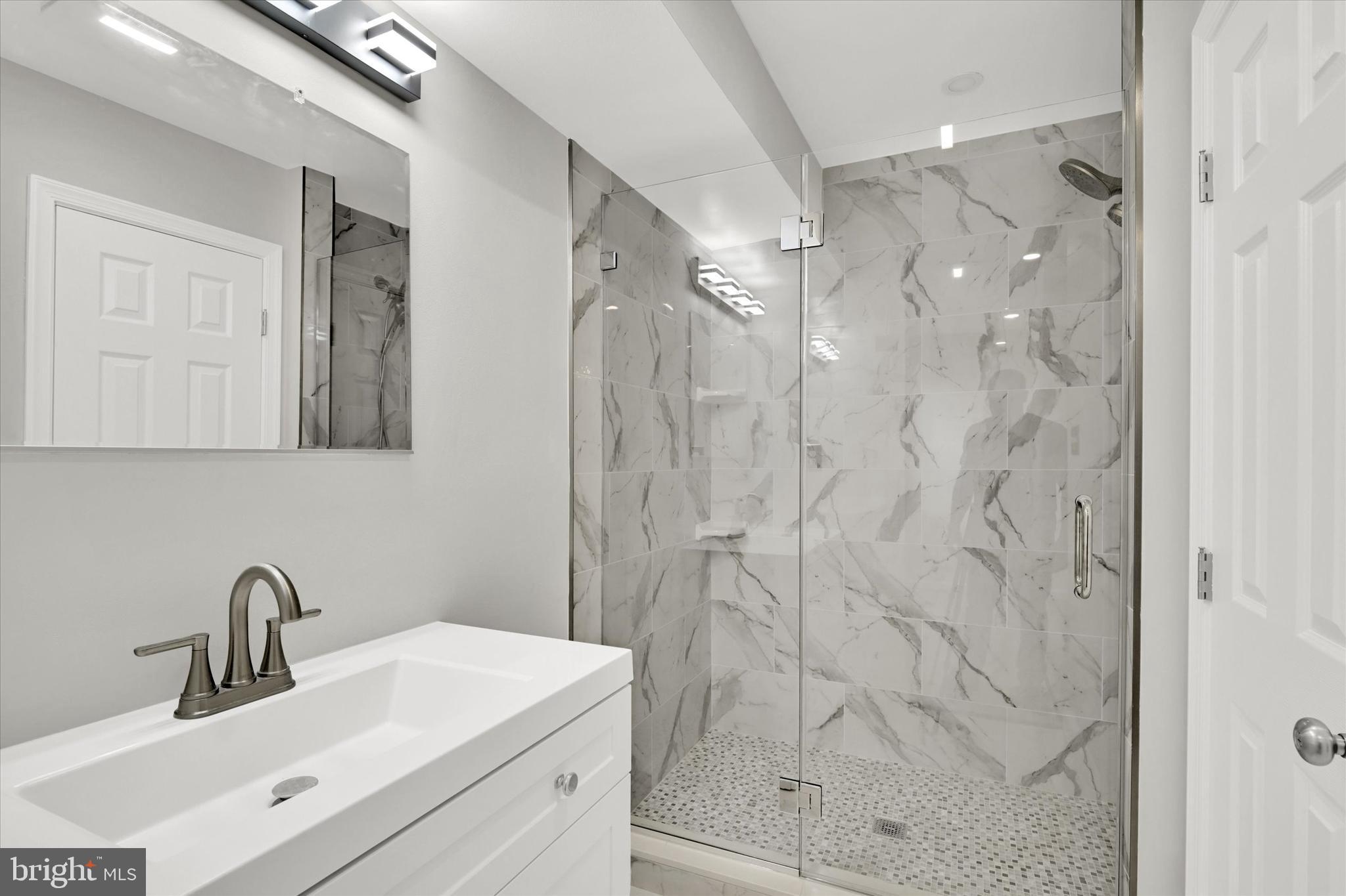 PRINCE PLACE II - Residential