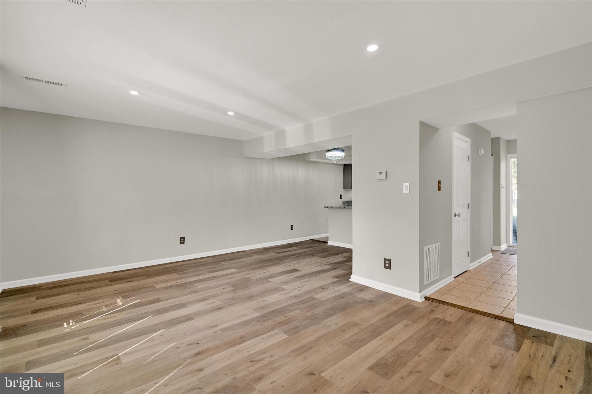 PRINCE PLACE II - Residential