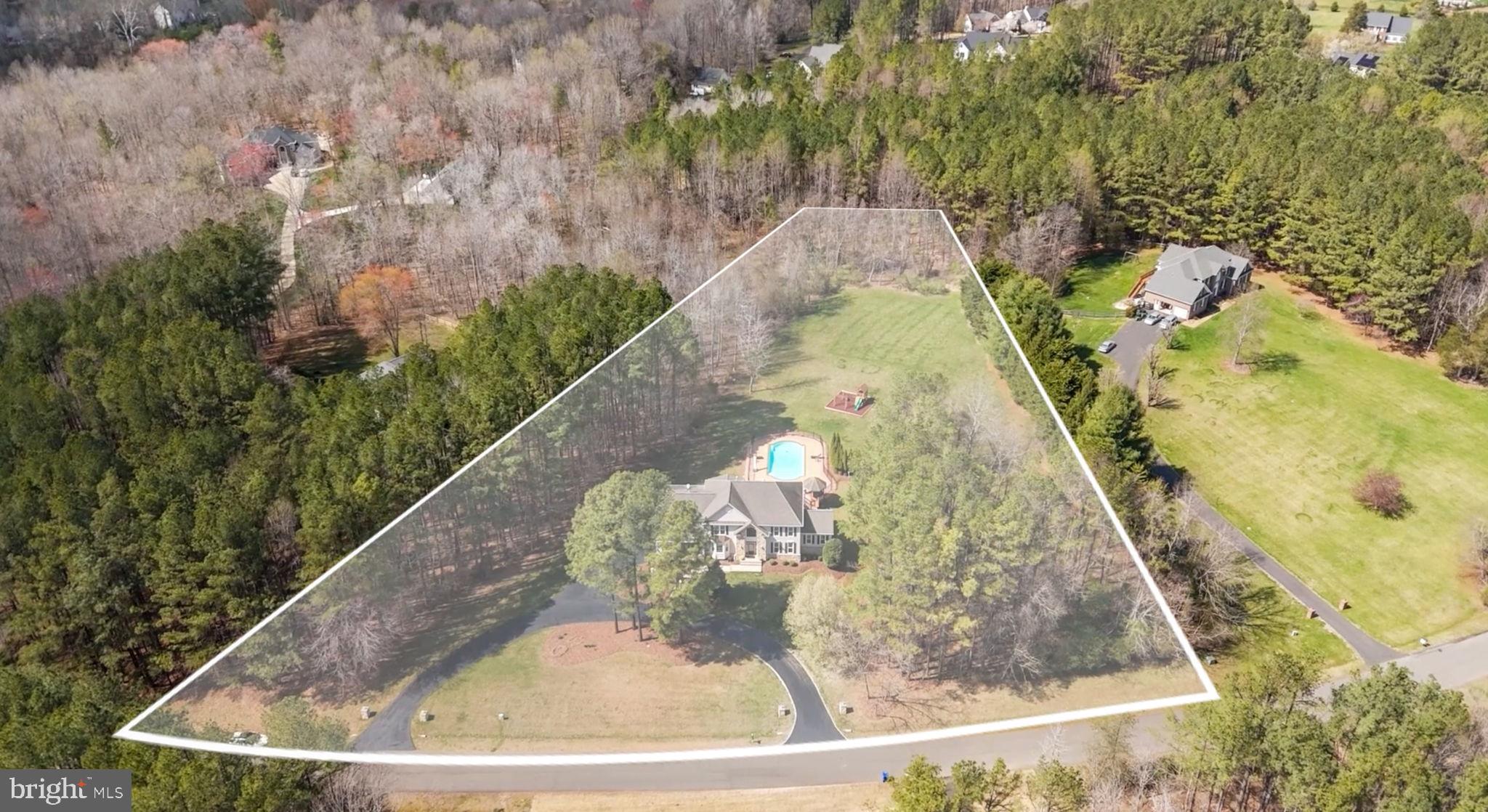 SEVEN LAKES ESTATES - Residential