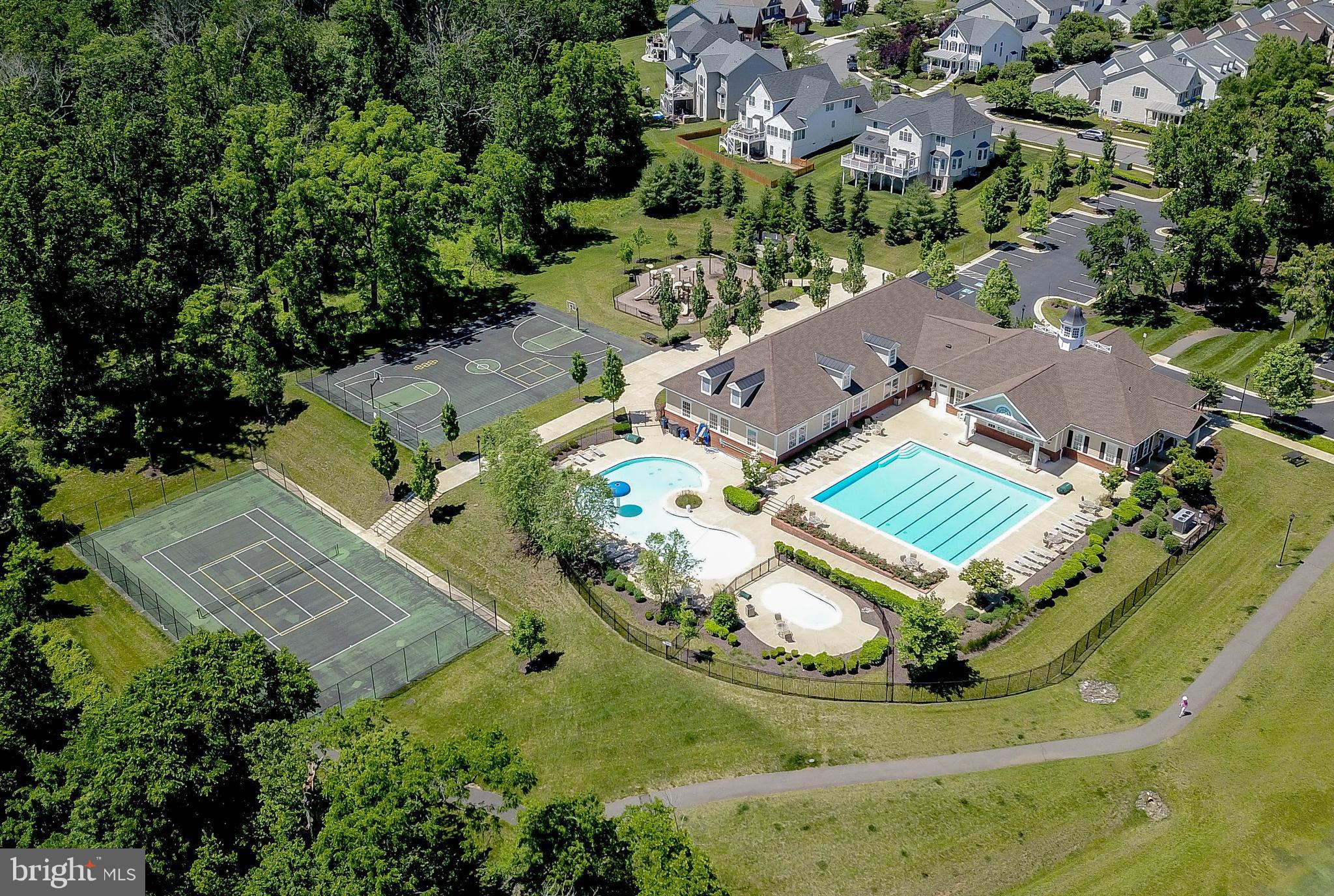 DOMINION VALLEY COUNTRY CLUB - Residential