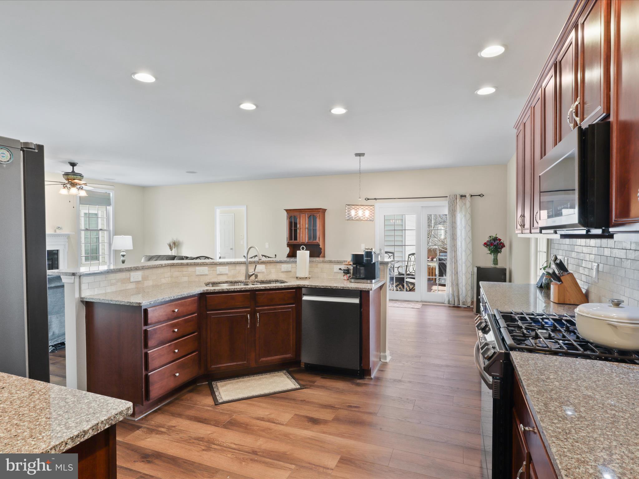 DOMINION VALLEY COUNTRY CLUB - Residential