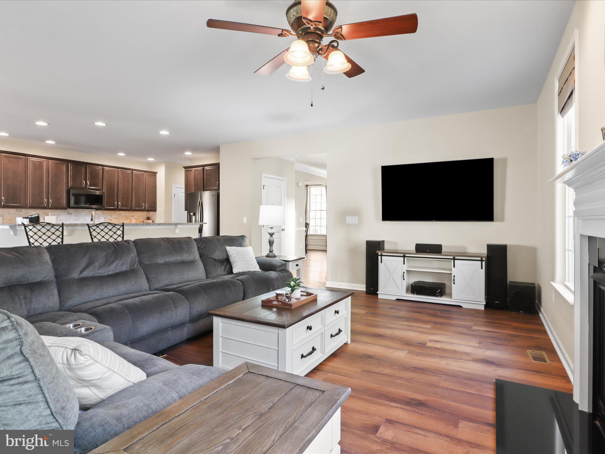 DOMINION VALLEY COUNTRY CLUB - Residential