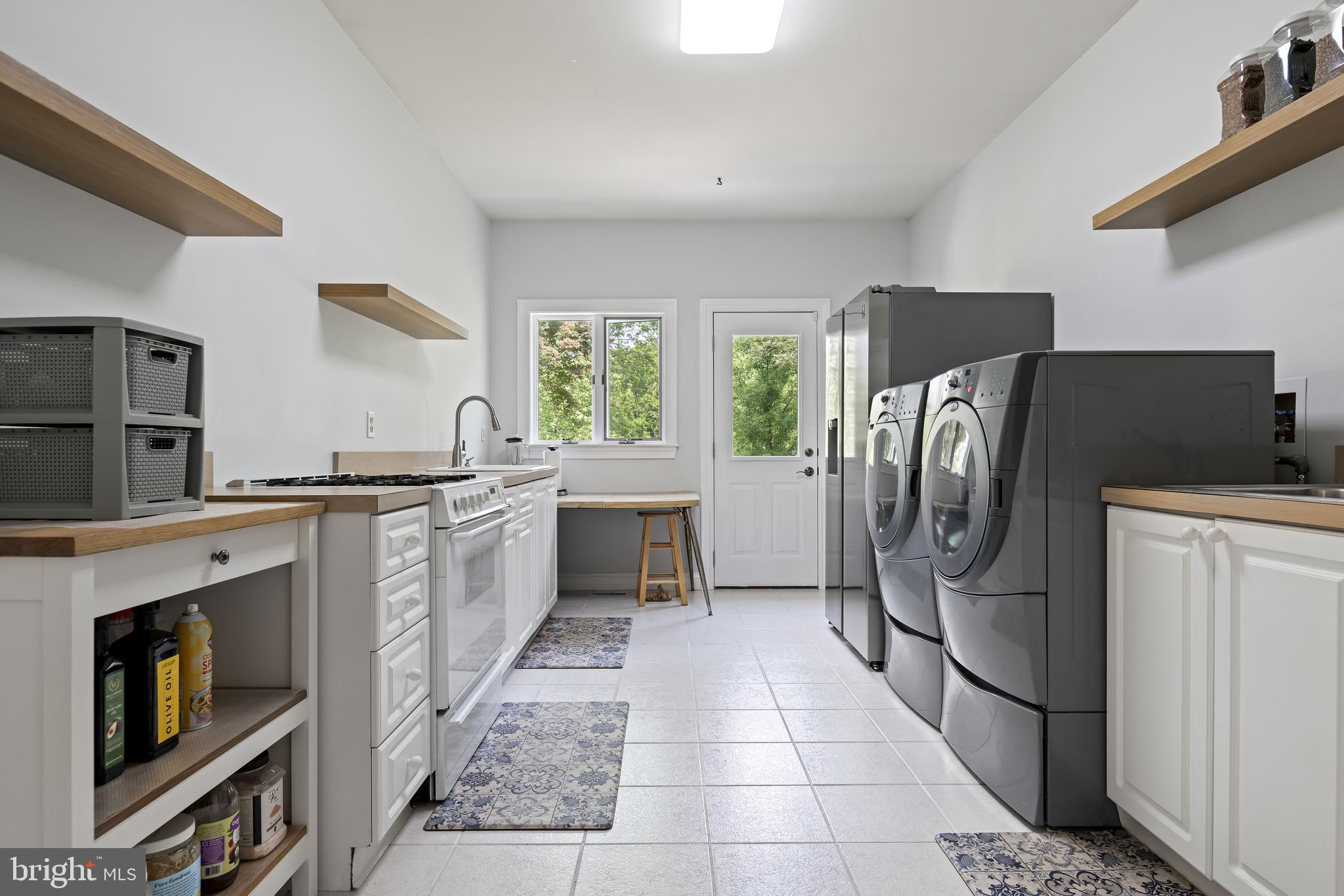 LAURELFORD - Residential