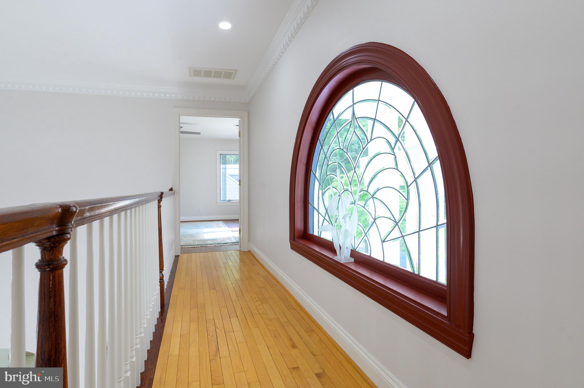 LAURELFORD - Residential