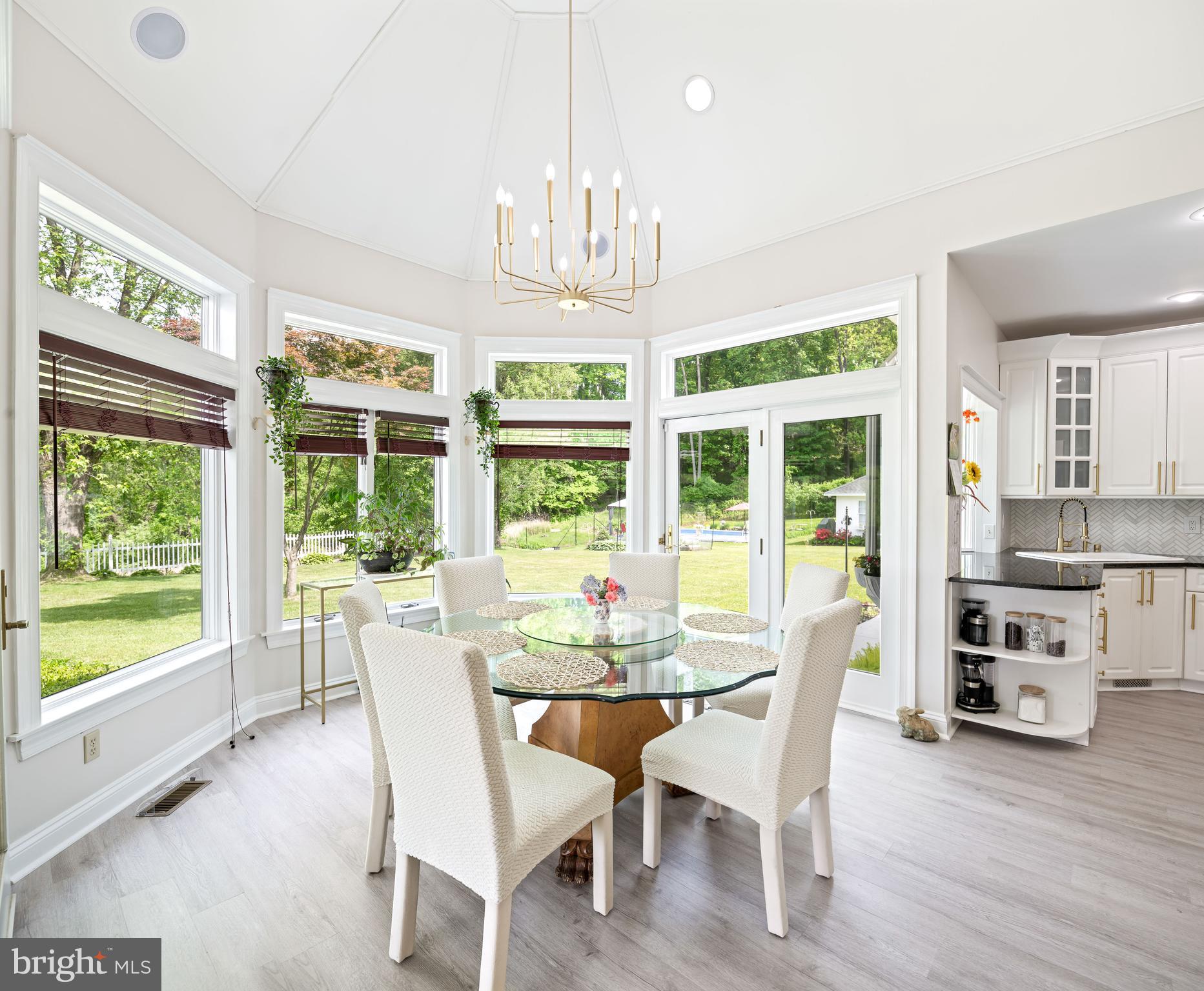 LAURELFORD - Residential