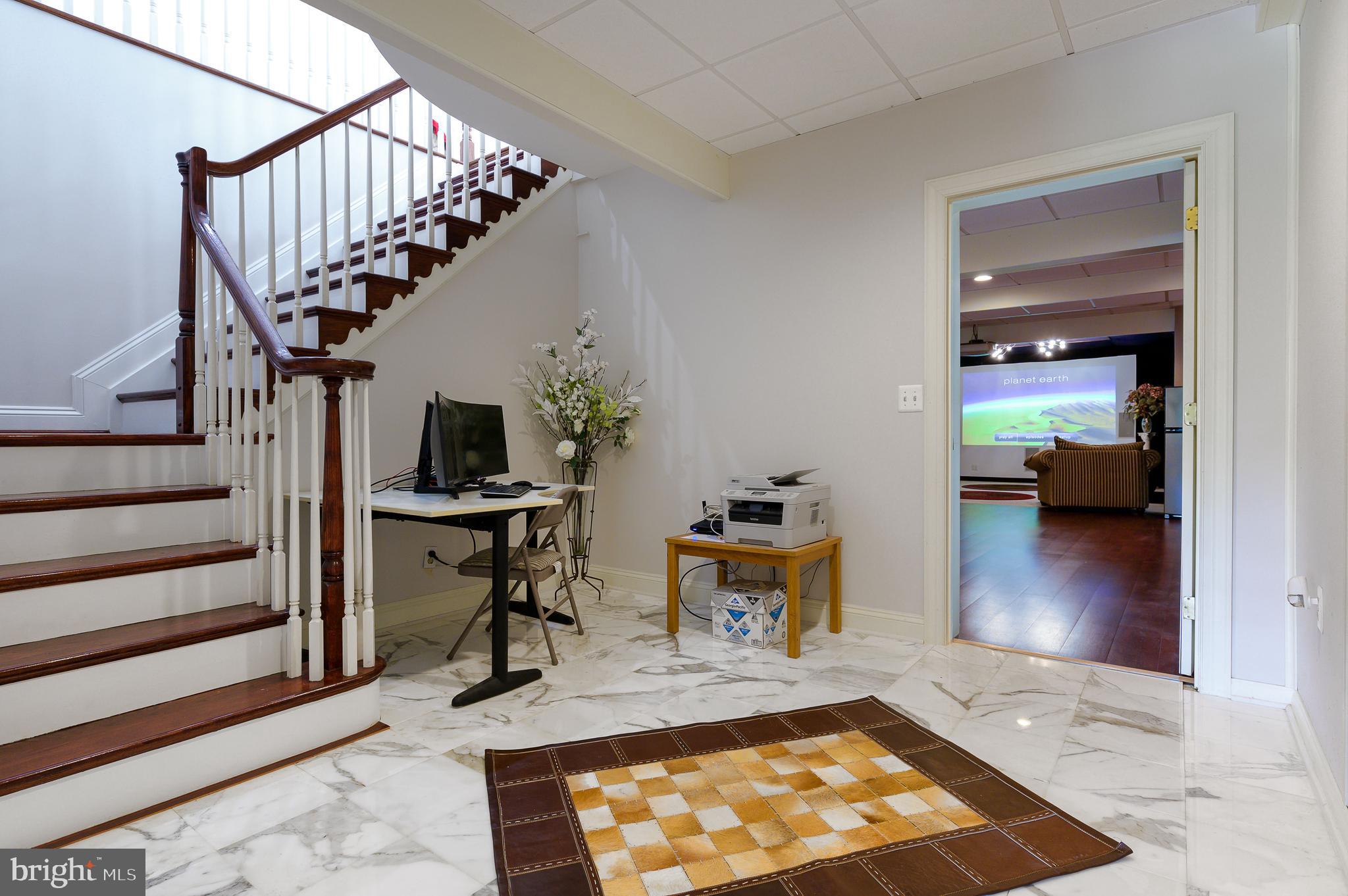 LAURELFORD - Residential