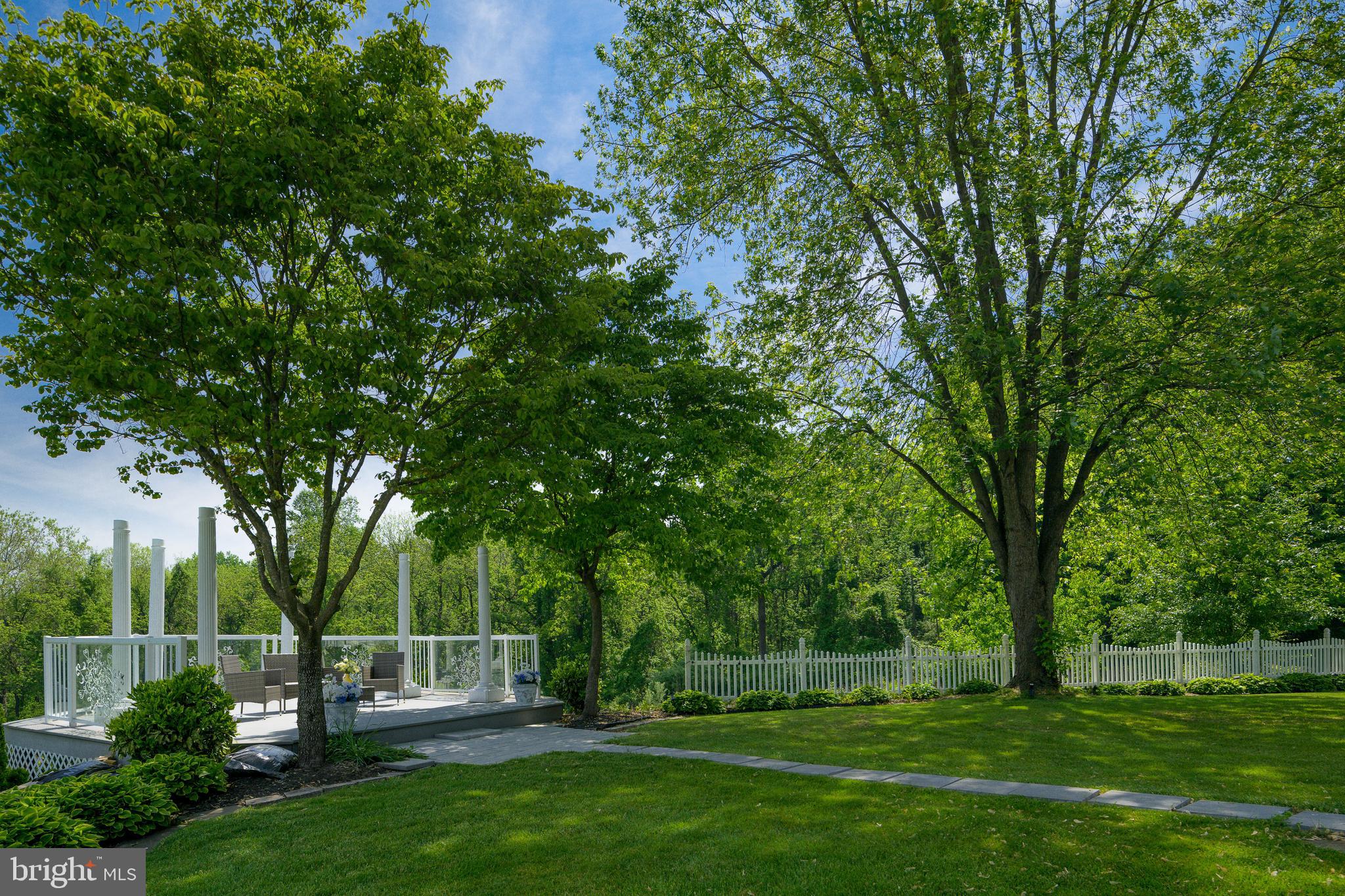 LAURELFORD - Residential