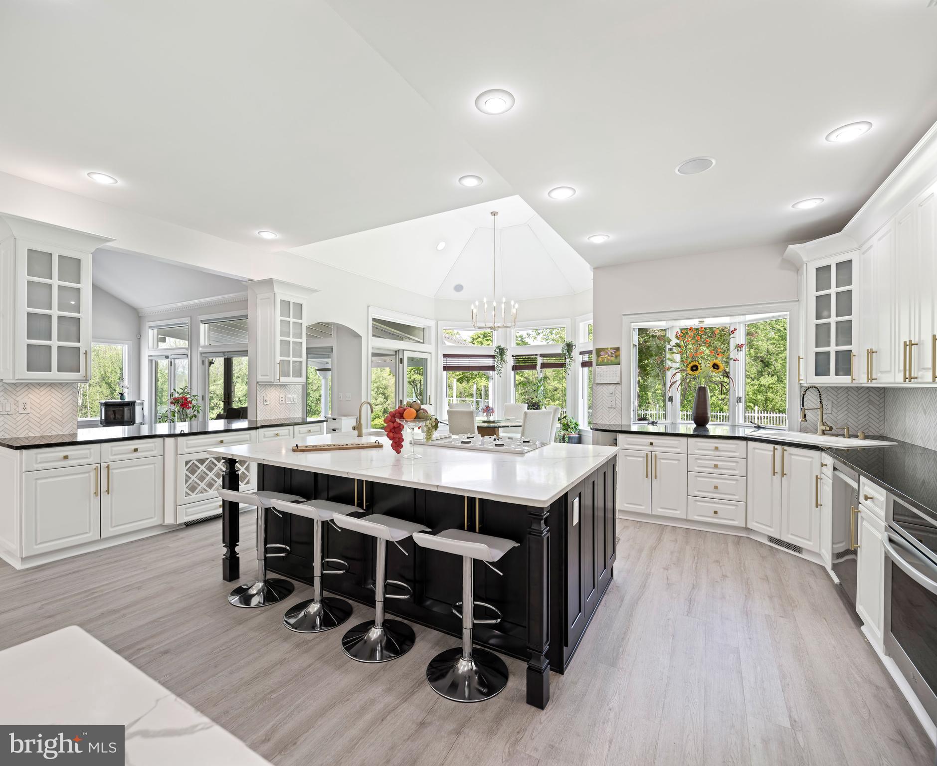 LAURELFORD - Residential