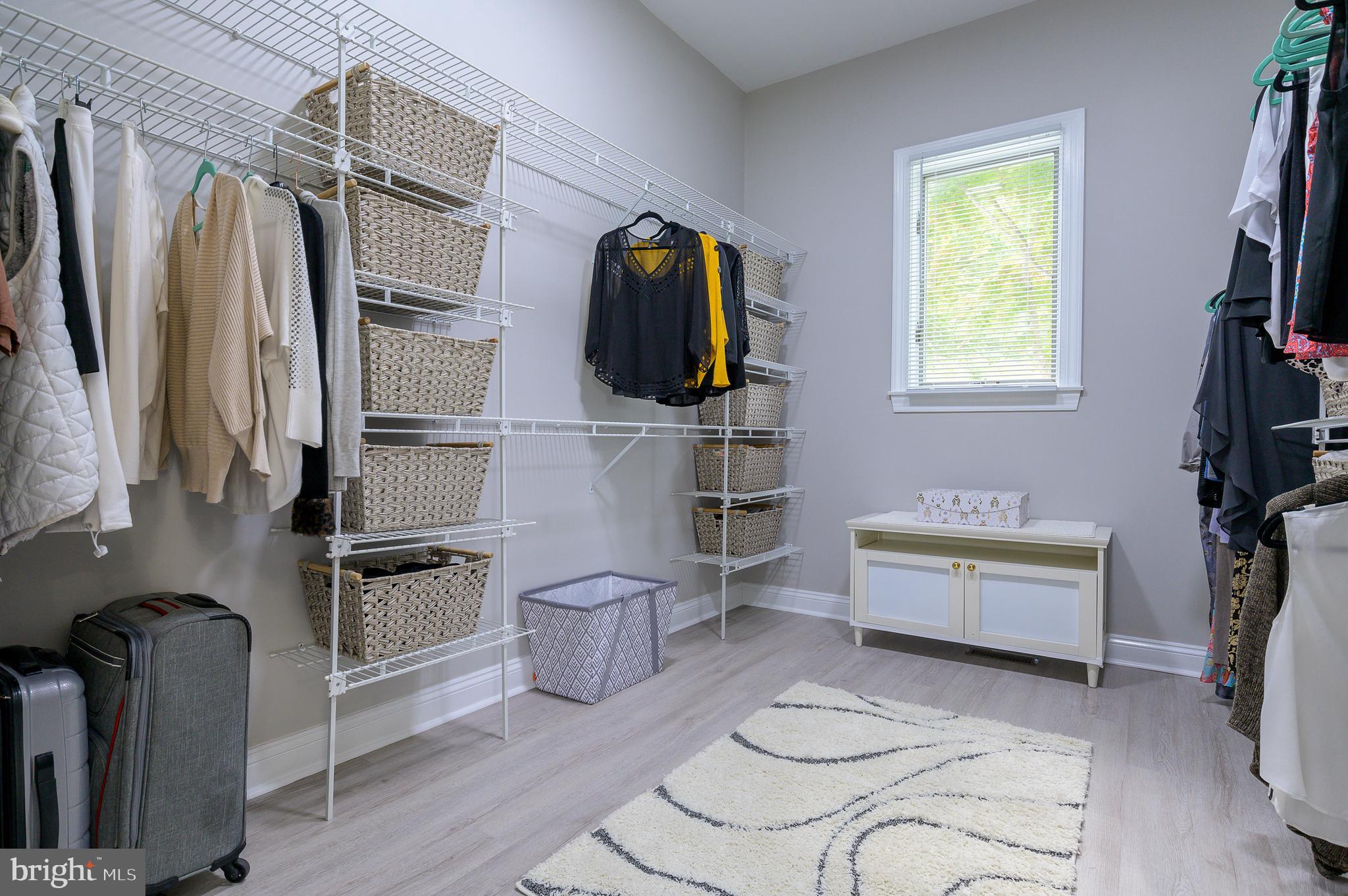 LAURELFORD - Residential