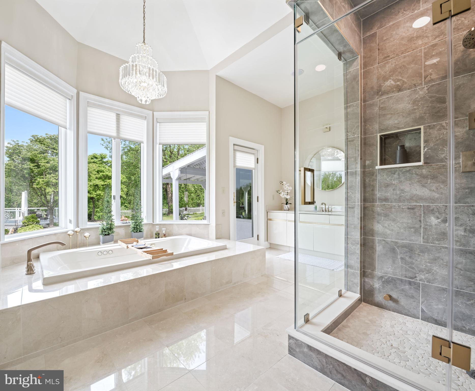 LAURELFORD - Residential