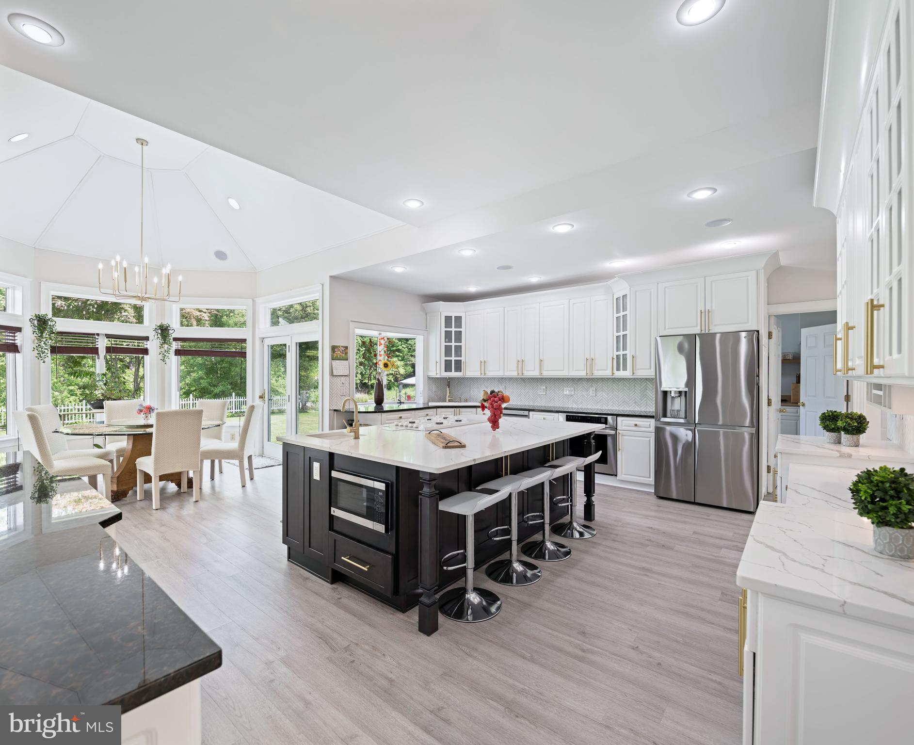 LAURELFORD - Residential