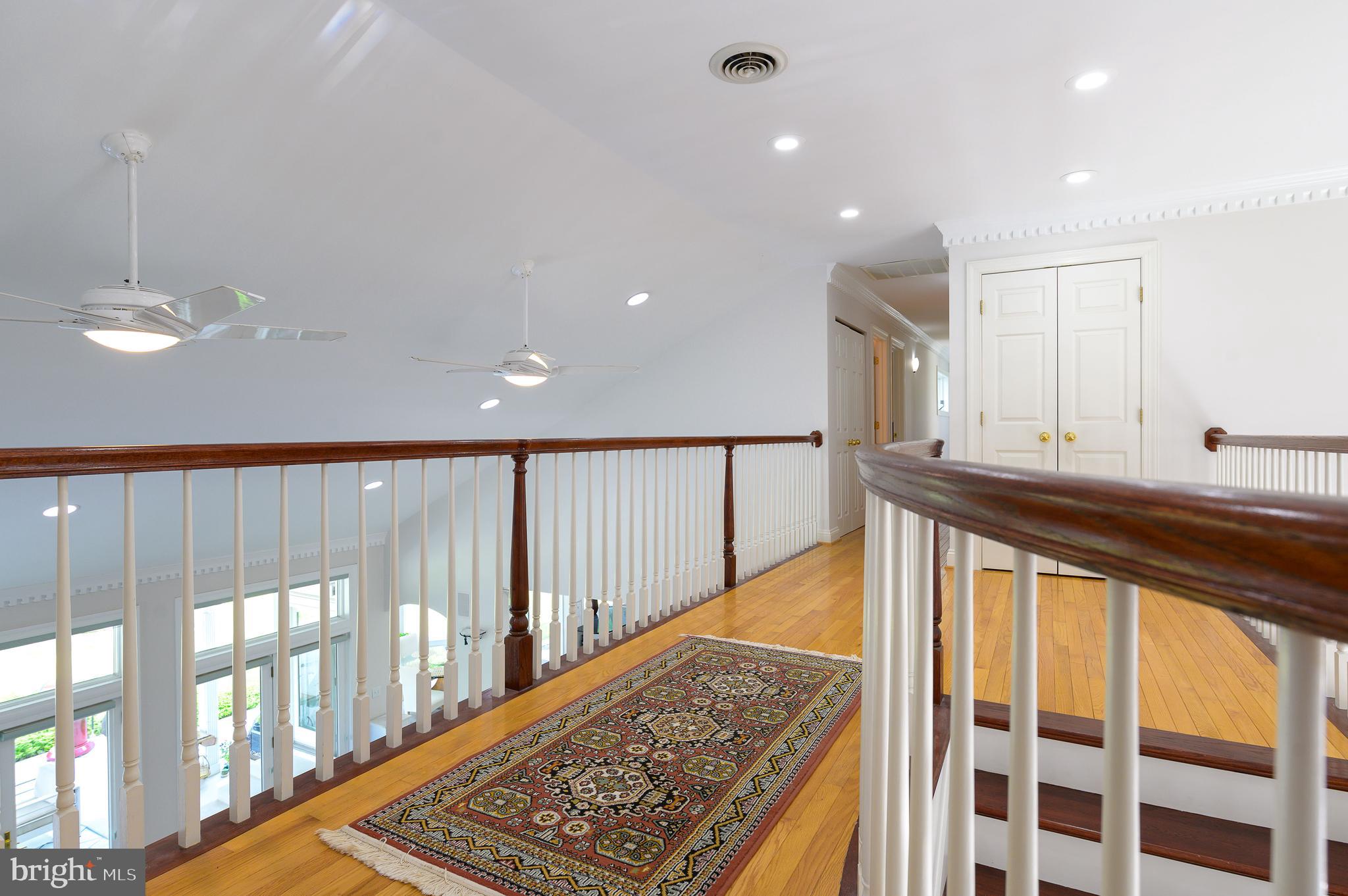 LAURELFORD - Residential