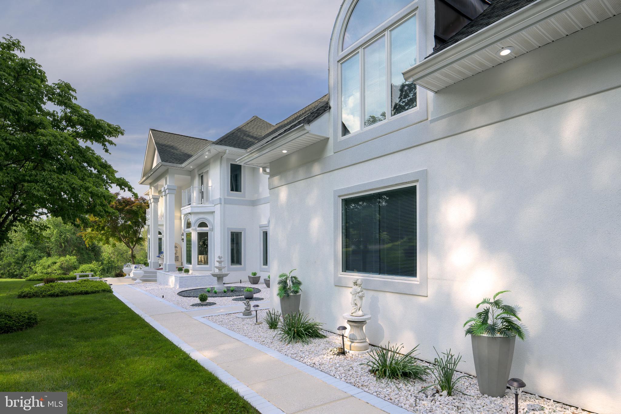 LAURELFORD - Residential