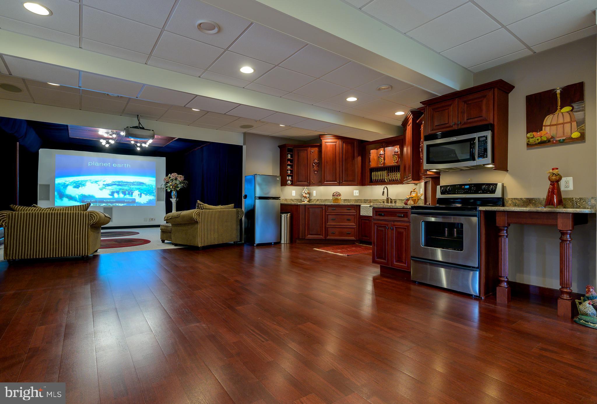 LAURELFORD - Residential