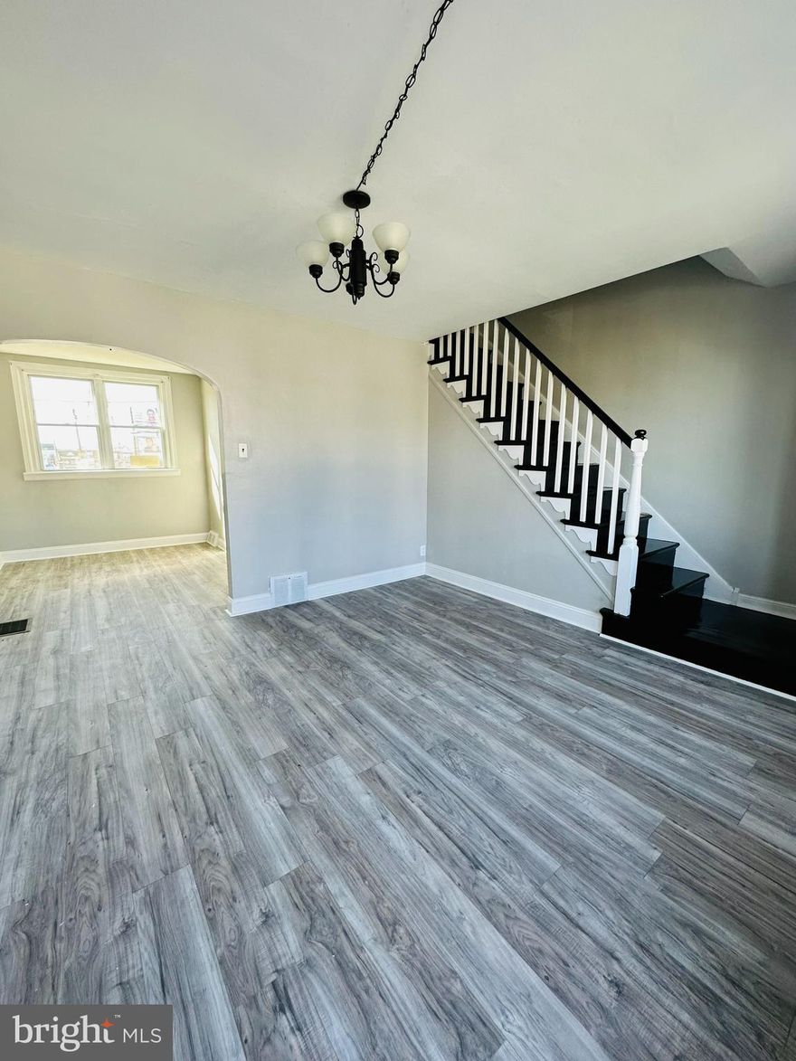 Welcome to this charming 2-bedroom house! As you enter, you'll be greeted by a cozy living room, perfect for relaxing after a long day. The kitchen boasts stainless steel appliances, making cooking and entertaining a breeze.  The two bedrooms are spacious and offer plenty of natural light, providing a peaceful and comfortable environment for a good night's sleep. The bathroom has been tastefully updated with modern fixtures and finishes, creating a spa-like feel.  Downstairs, you'll find a partially finished basement, offering additional living space that can be used for a variety of purposes such as a home office, a playroom, or a workout area.  Situated on a quiet street, this home offers the perfect combination of comfort and convenience, with easy access to shops, restaurants, and public transportation.  Don't miss out on the opportunity to make this house your home!