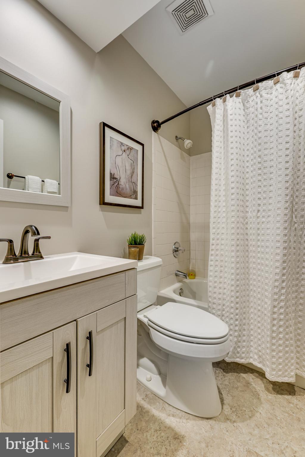 LAKE AUDUBON TERRACE - Residential